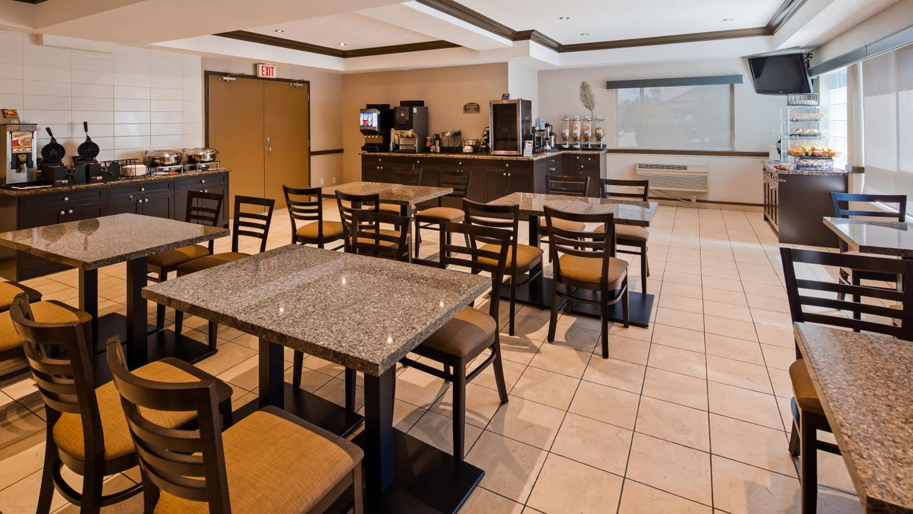 Best Western King George Inn & Suites — 2