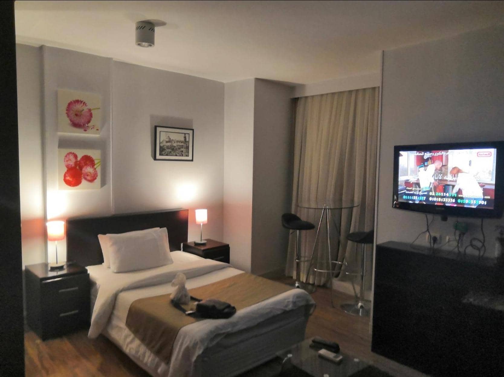 NewCity Hotel & Suites — 4
