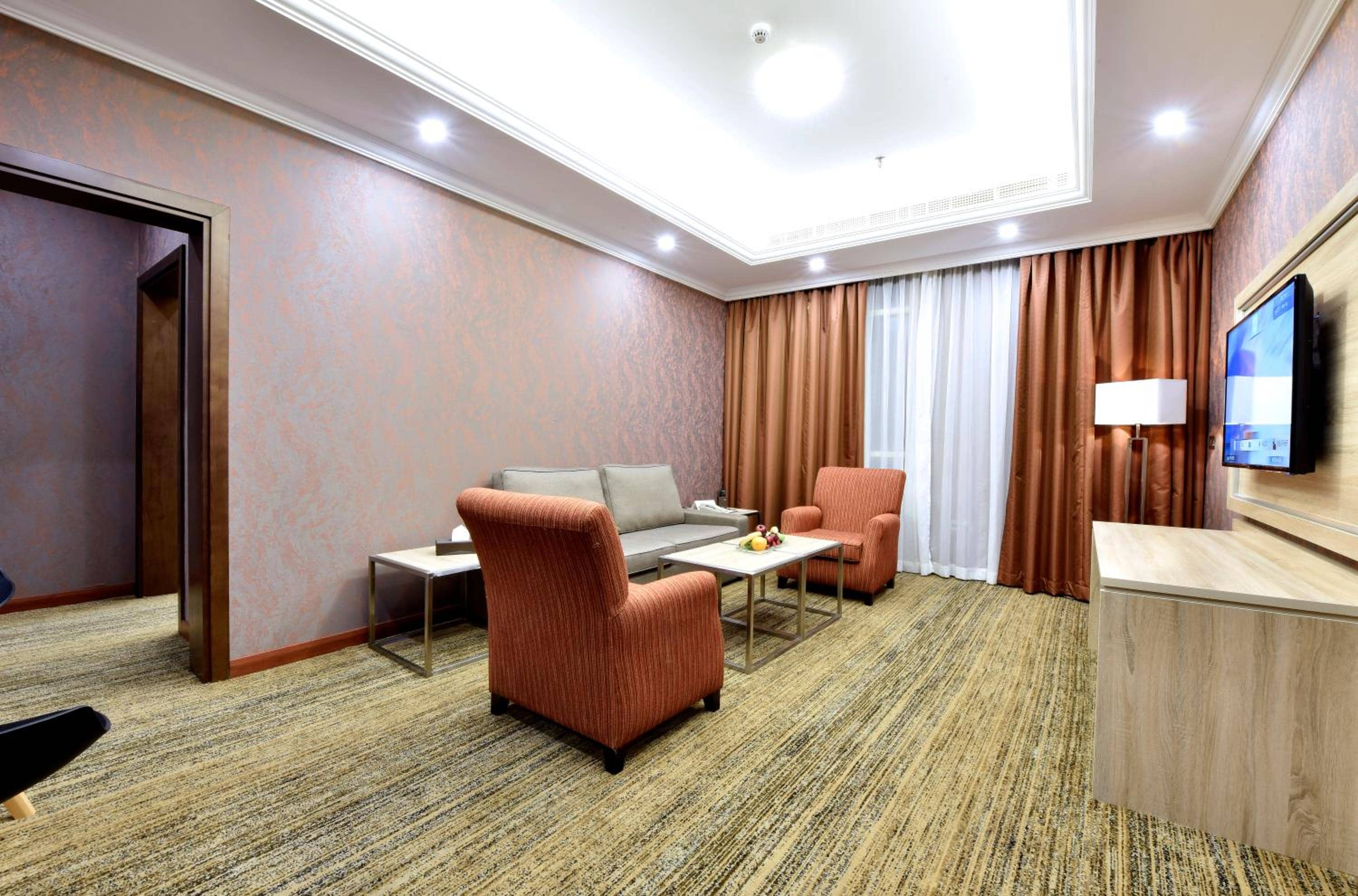 Iridium 70 Hotel — 3