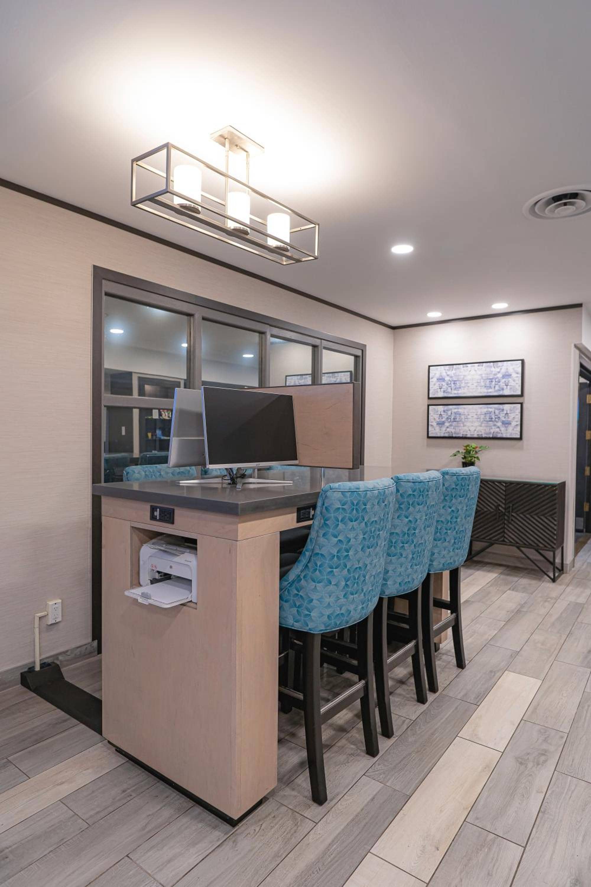 Best Western Plus Sands — 2