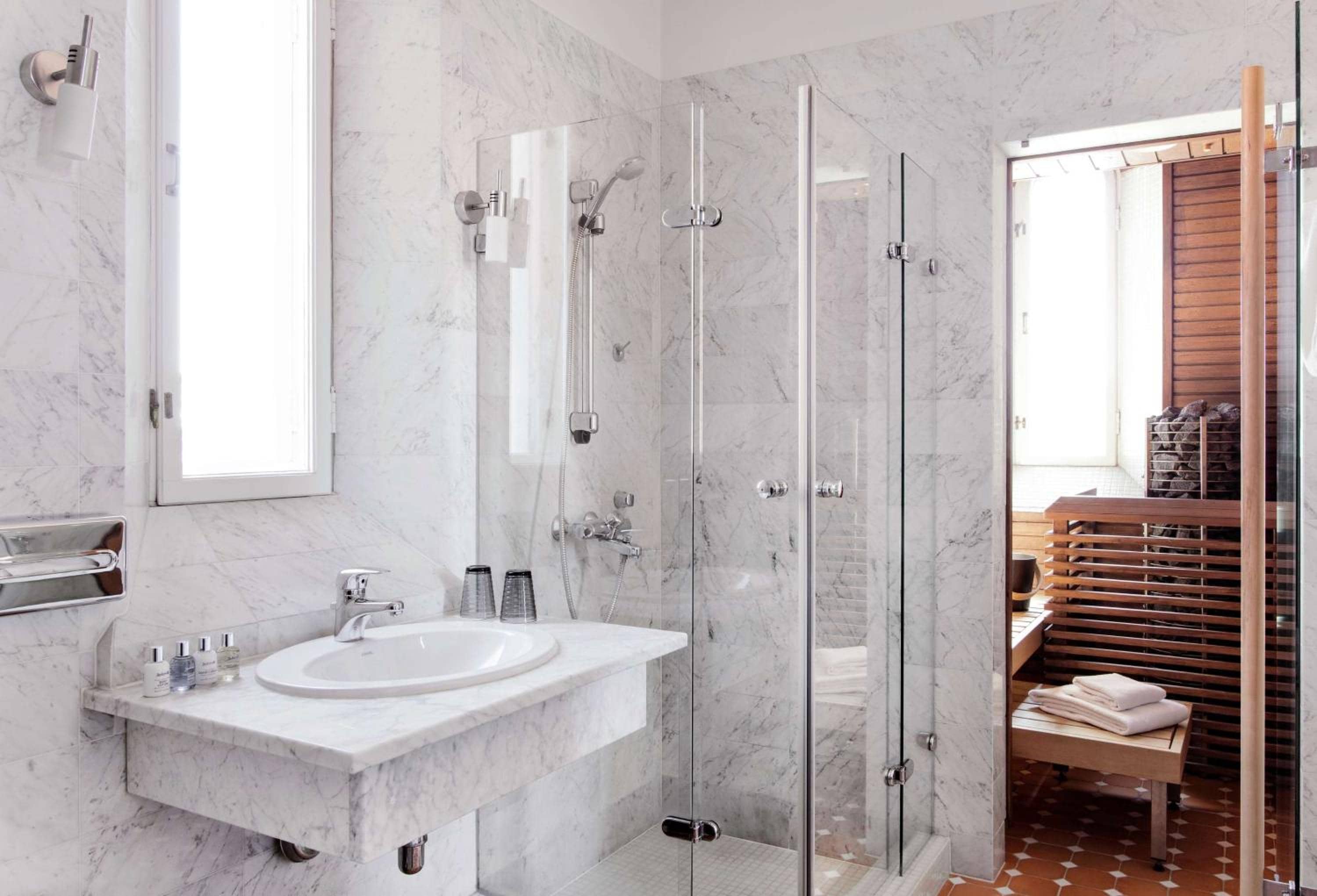 Radisson Blu Plaza Hotel, Helsinki — 4