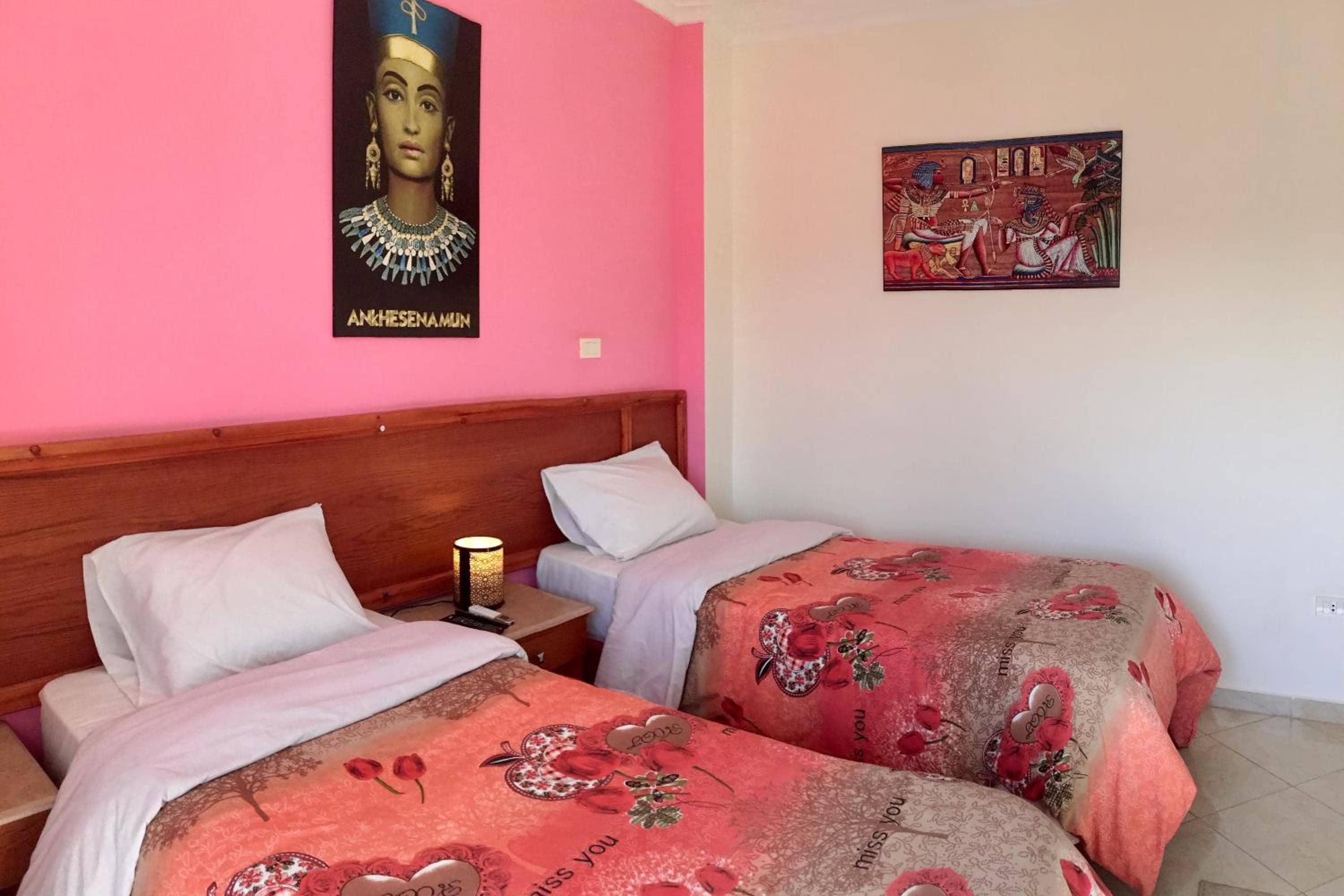 Jewel Howard Carter Hotel — 5