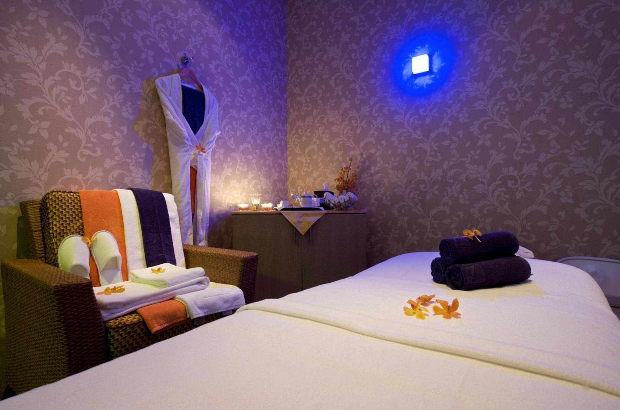 TIME Grand Plaza Hotel, Dubai Airport — 3