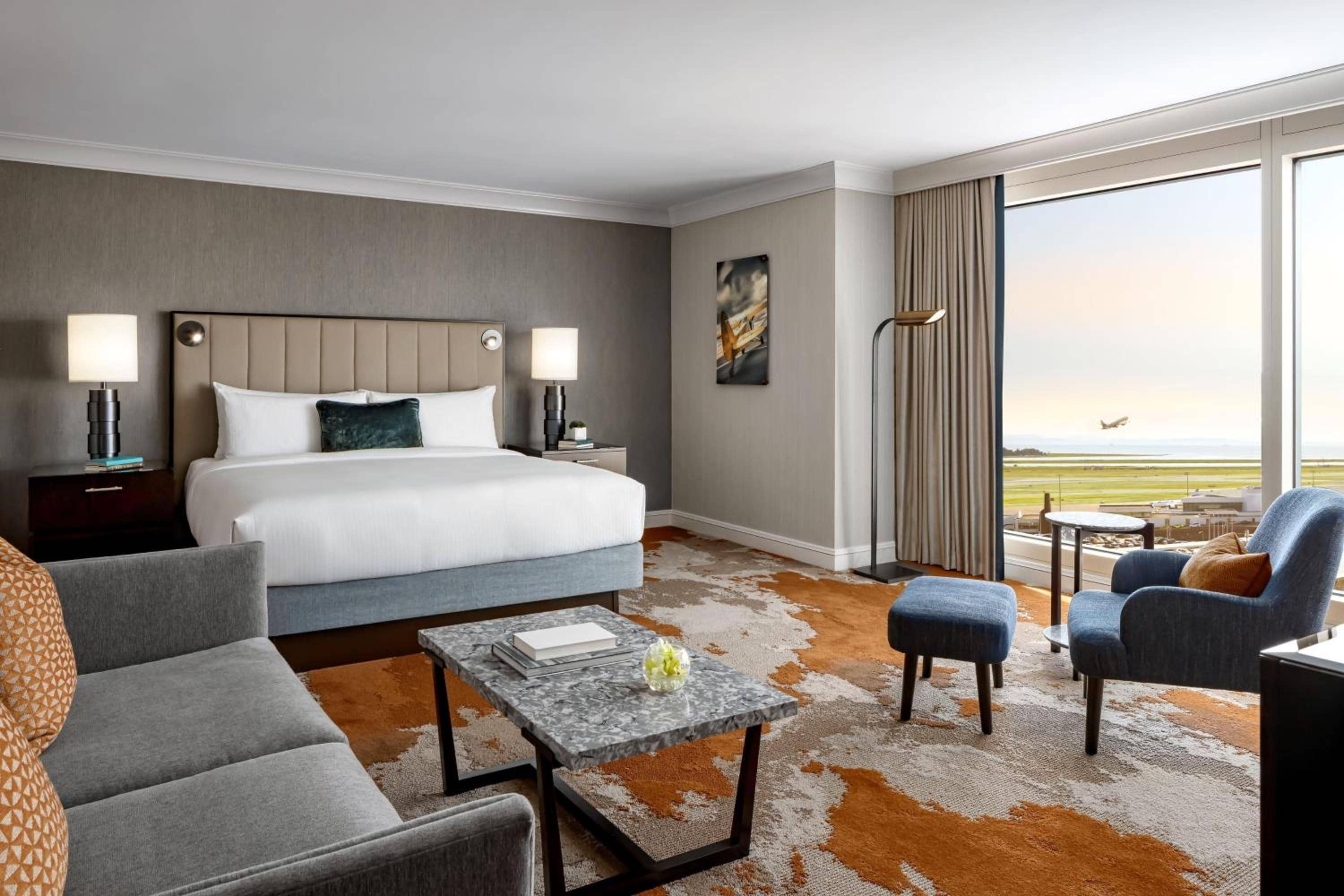 Fairmont Vancouver Airport In-Terminal Hotel — 3
