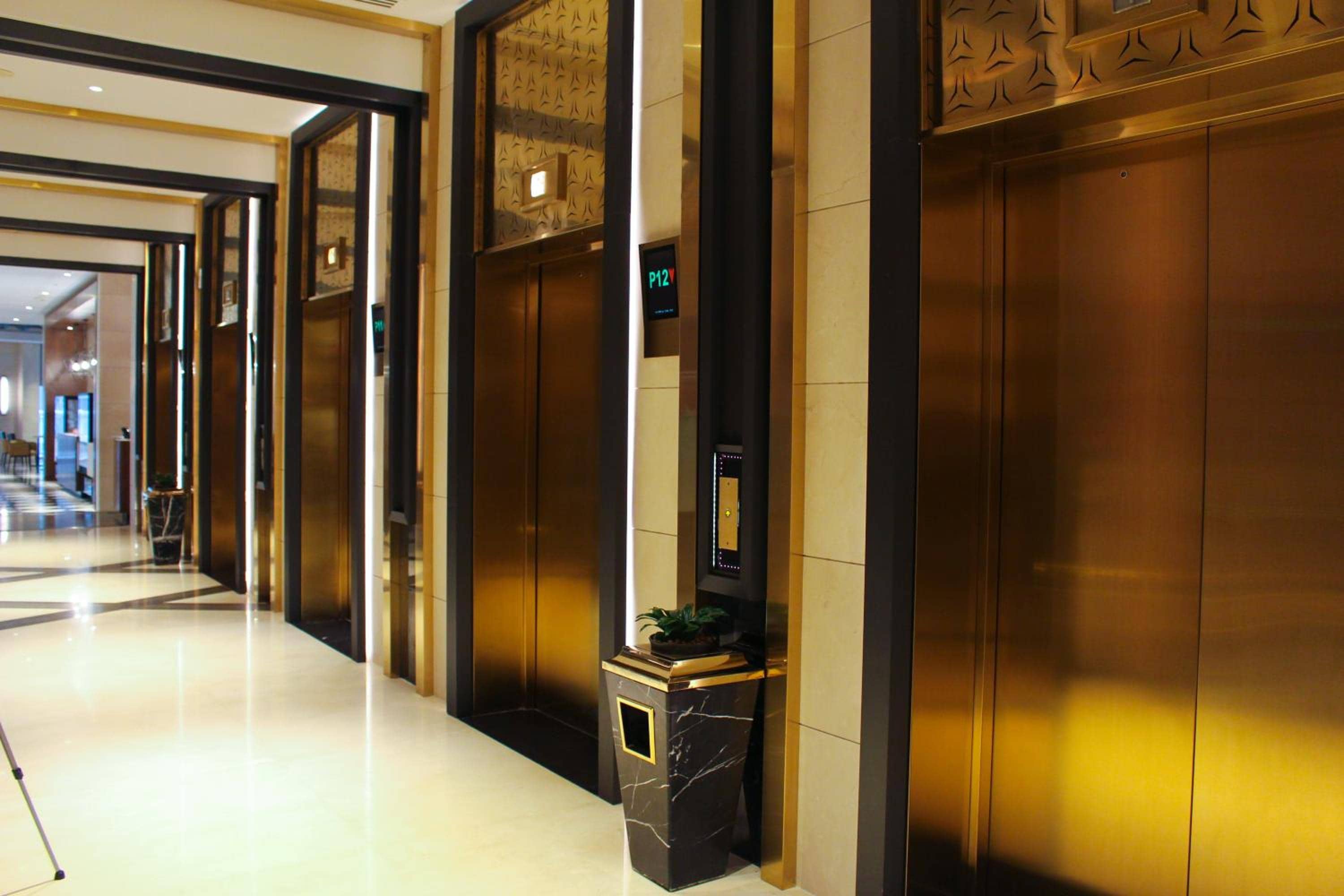 Movenpick Hotel & Residences Hajar Tower Makkah — 2