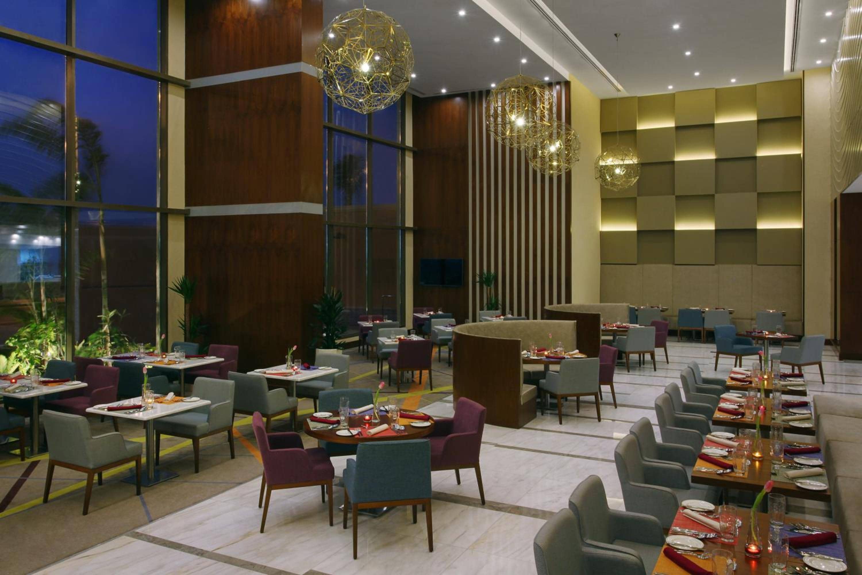 Holiday Inn Jeddah Gateway by IHG — 2