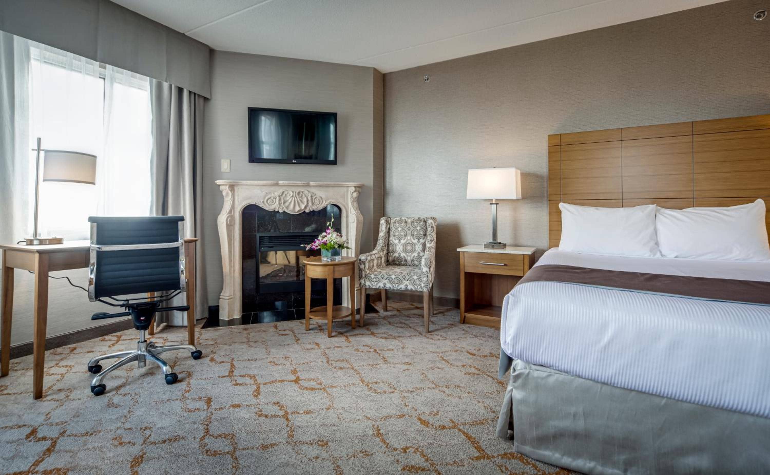 Monte Carlo Inn Vaughan Suites — 3