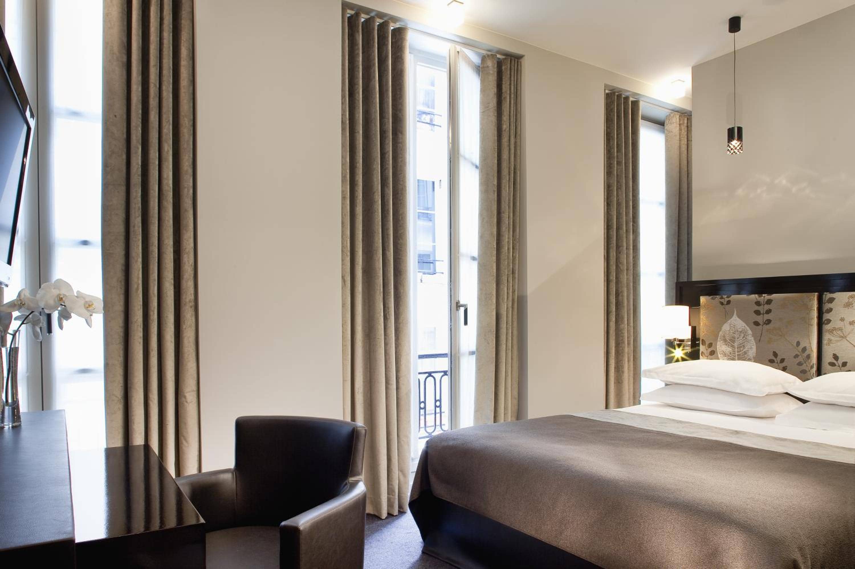 Hôtel Caron le Marais — 5