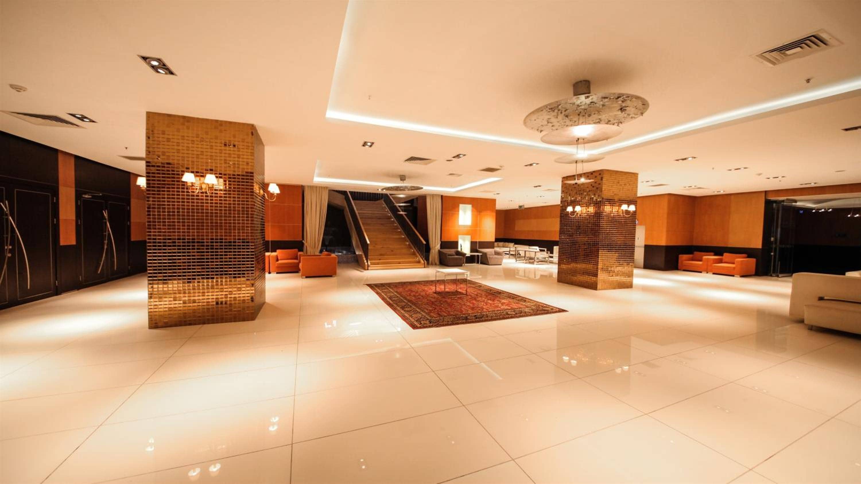 ADM Grand Hotel — 3