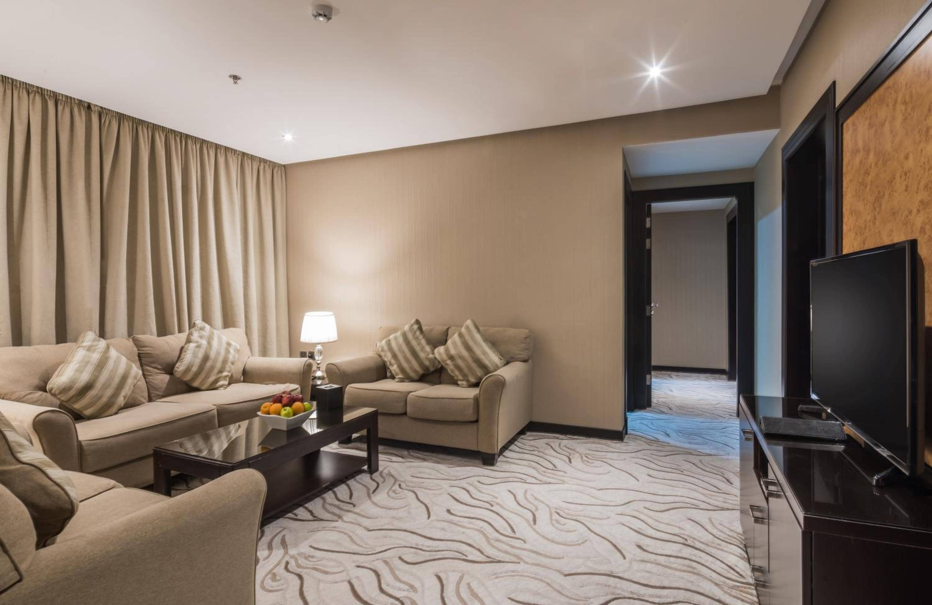 Naviti Warwick Al Khobar — 4