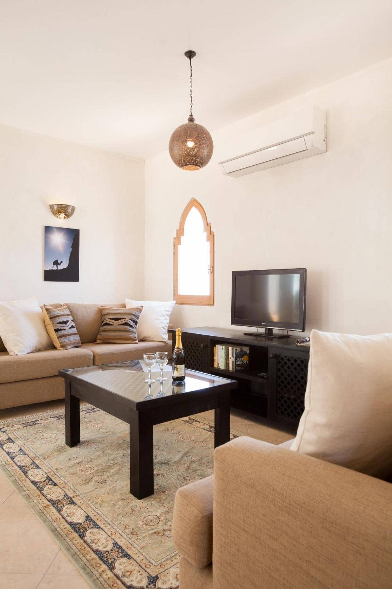 Red C Villas — 4