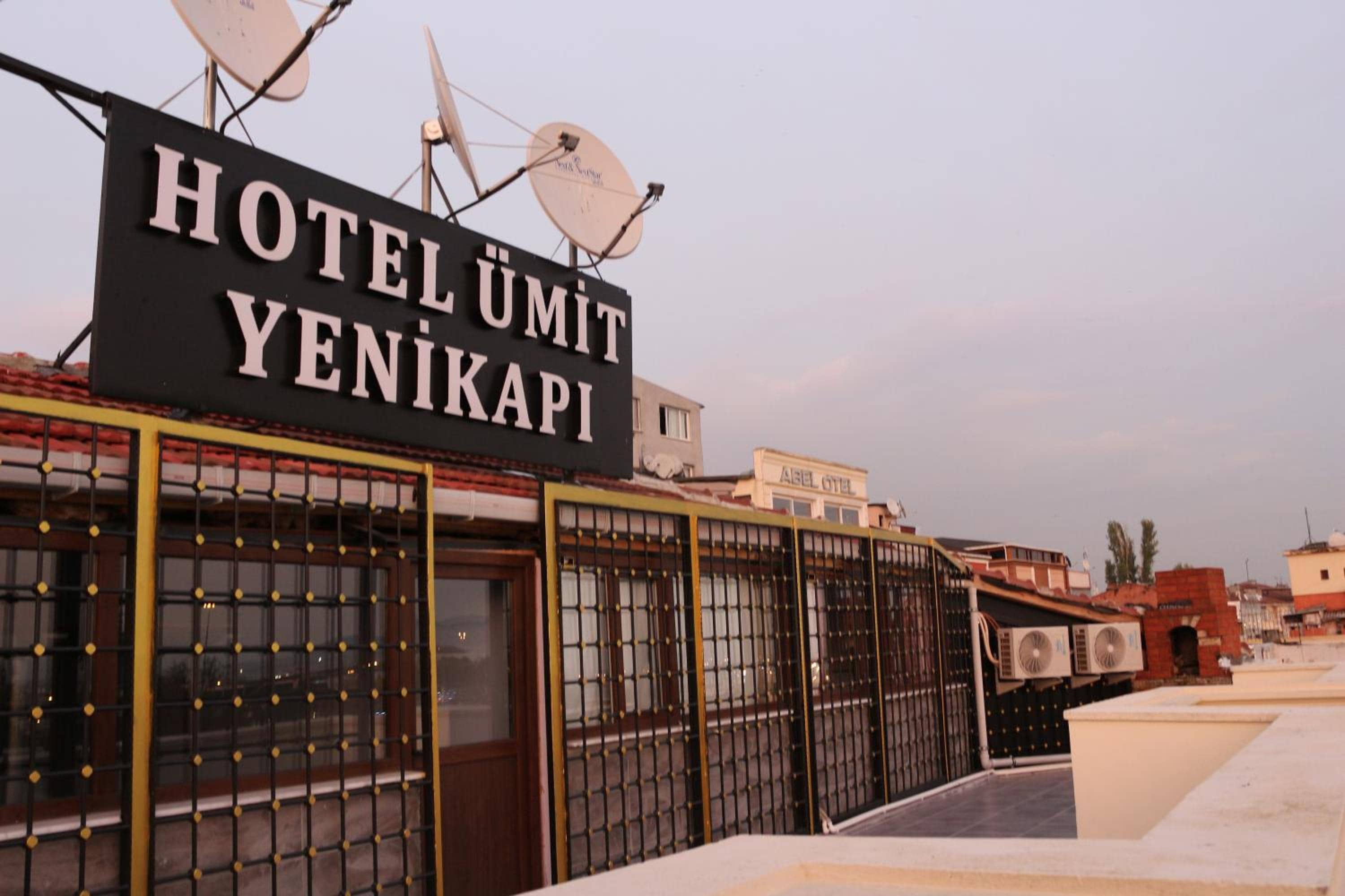 HOTEL ÜMİT YENİKAPI — 3