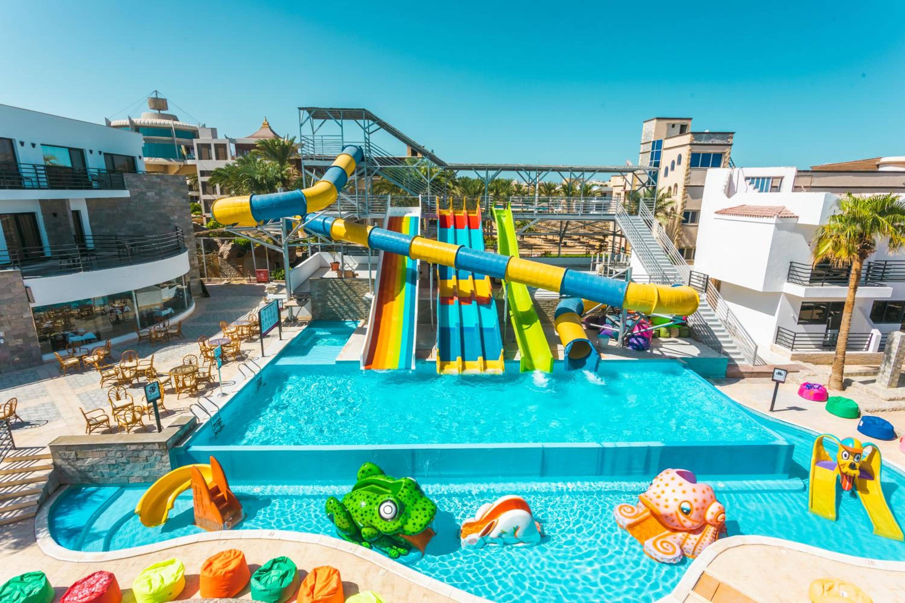 La Rosa Waves Beach - Couple & Families Only — 3