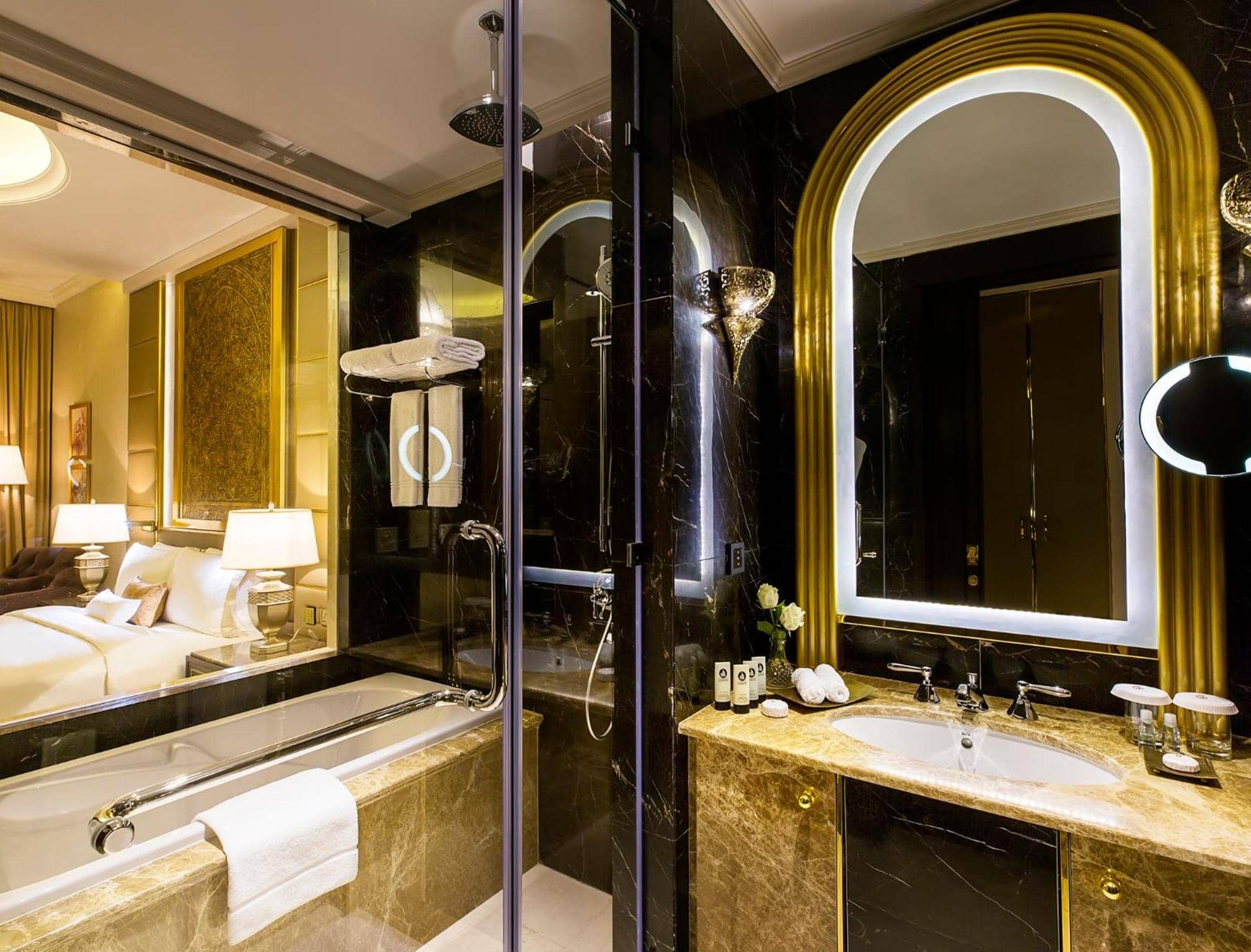 Ezdan Palace Hotel — 5