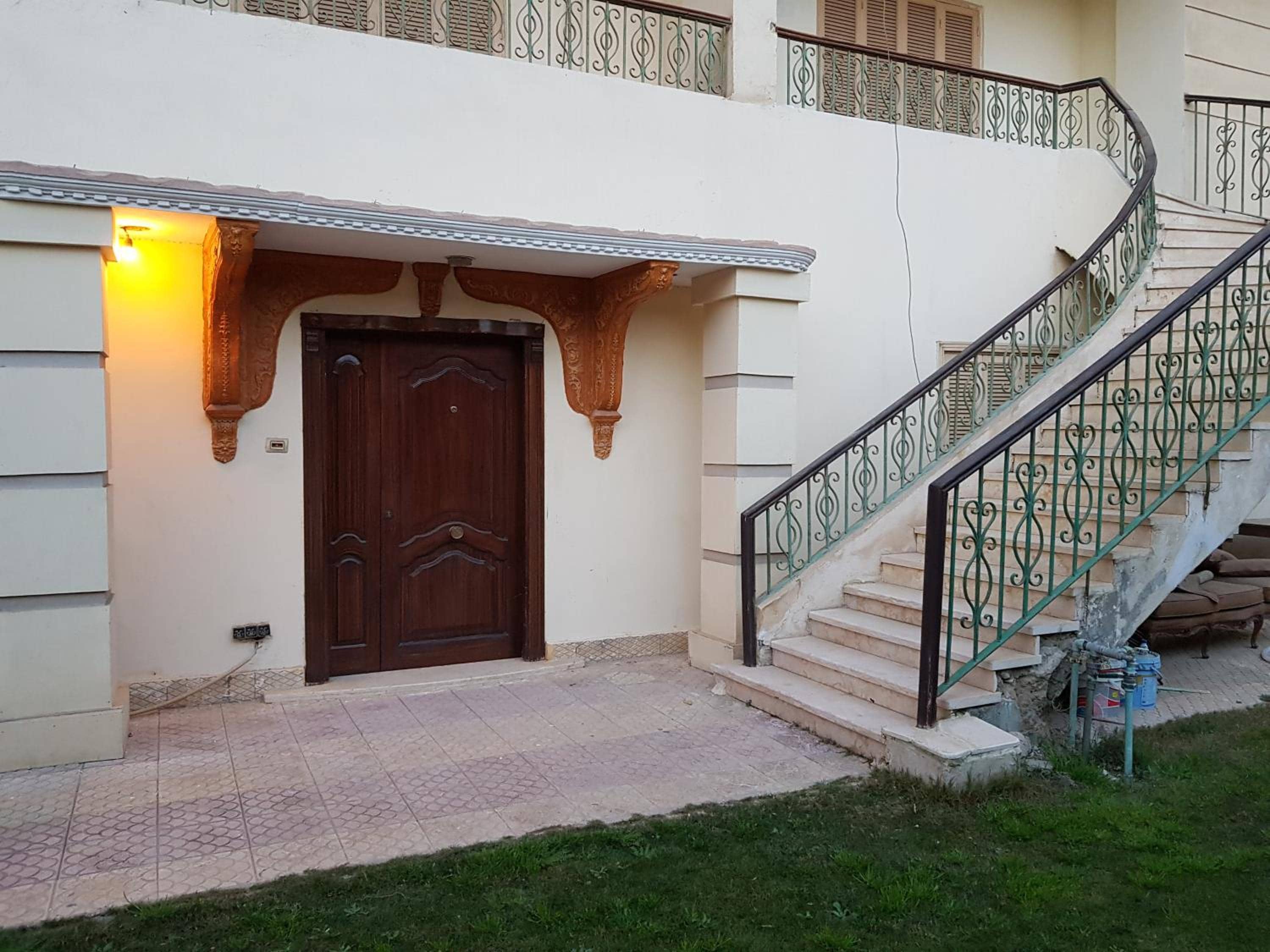 Elite Homes 3BR Garden Apartment Families Only