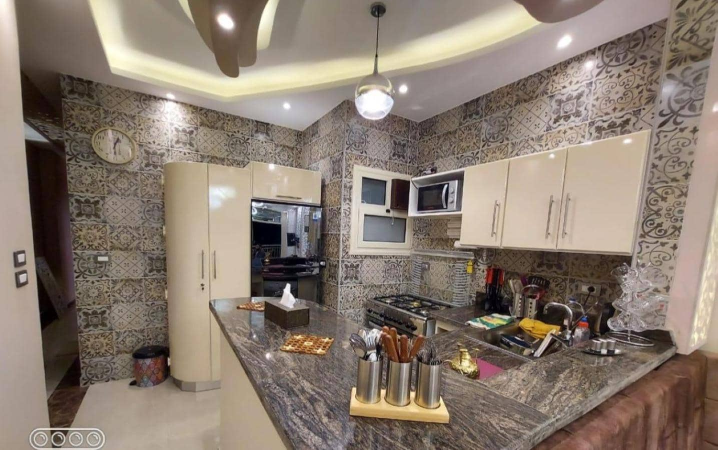 Rony's Ocean View Family Apartment — 3