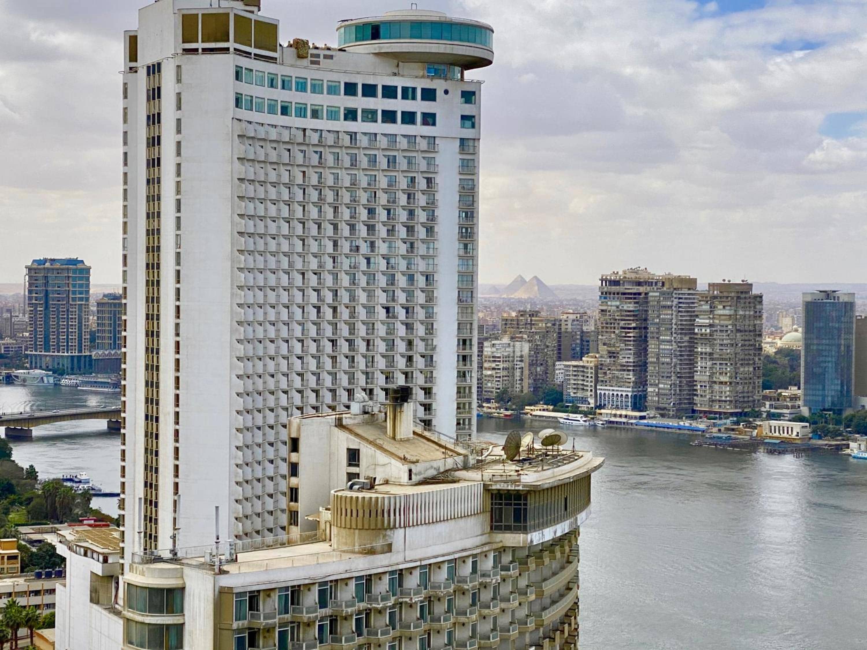 Chez Haytham At Four Seasons Nile Plaza Residential Suite — 5