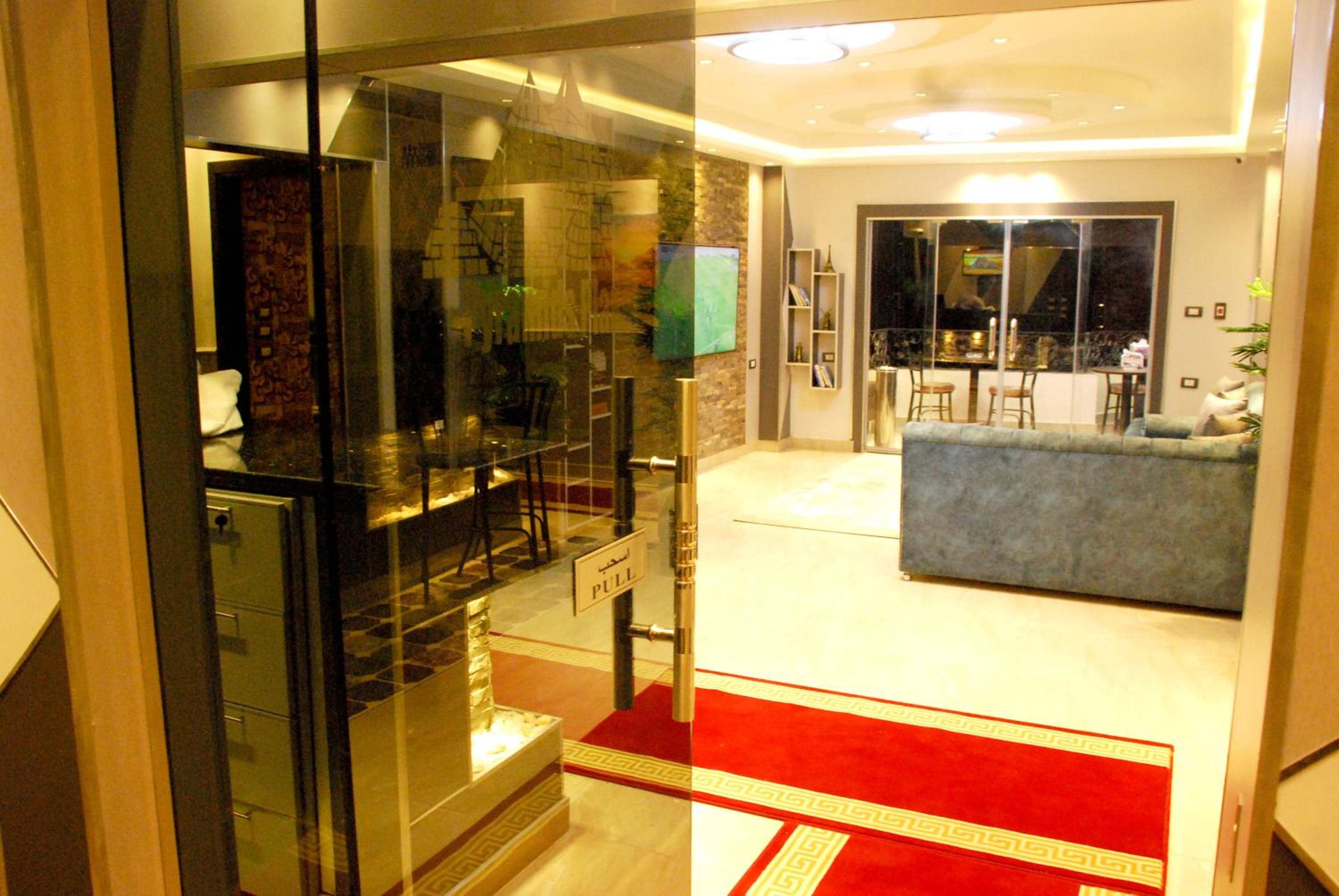 Pyramids Planet Hotel — 5