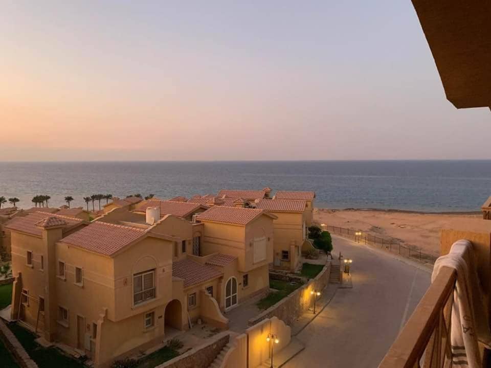 العين السخنة لاڤيستا توباز — 2