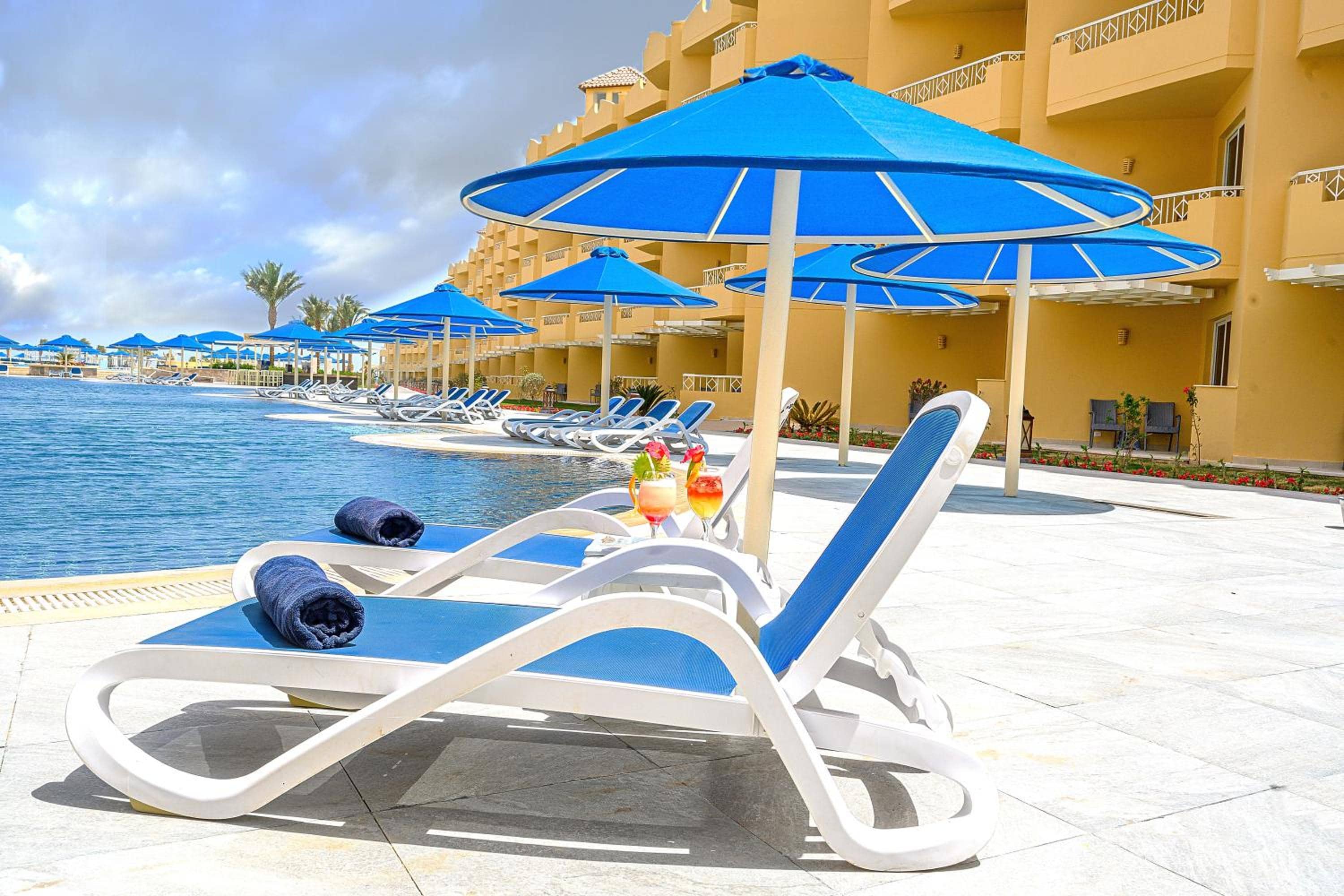 Amwaj Beach Club Abu Soma — 3