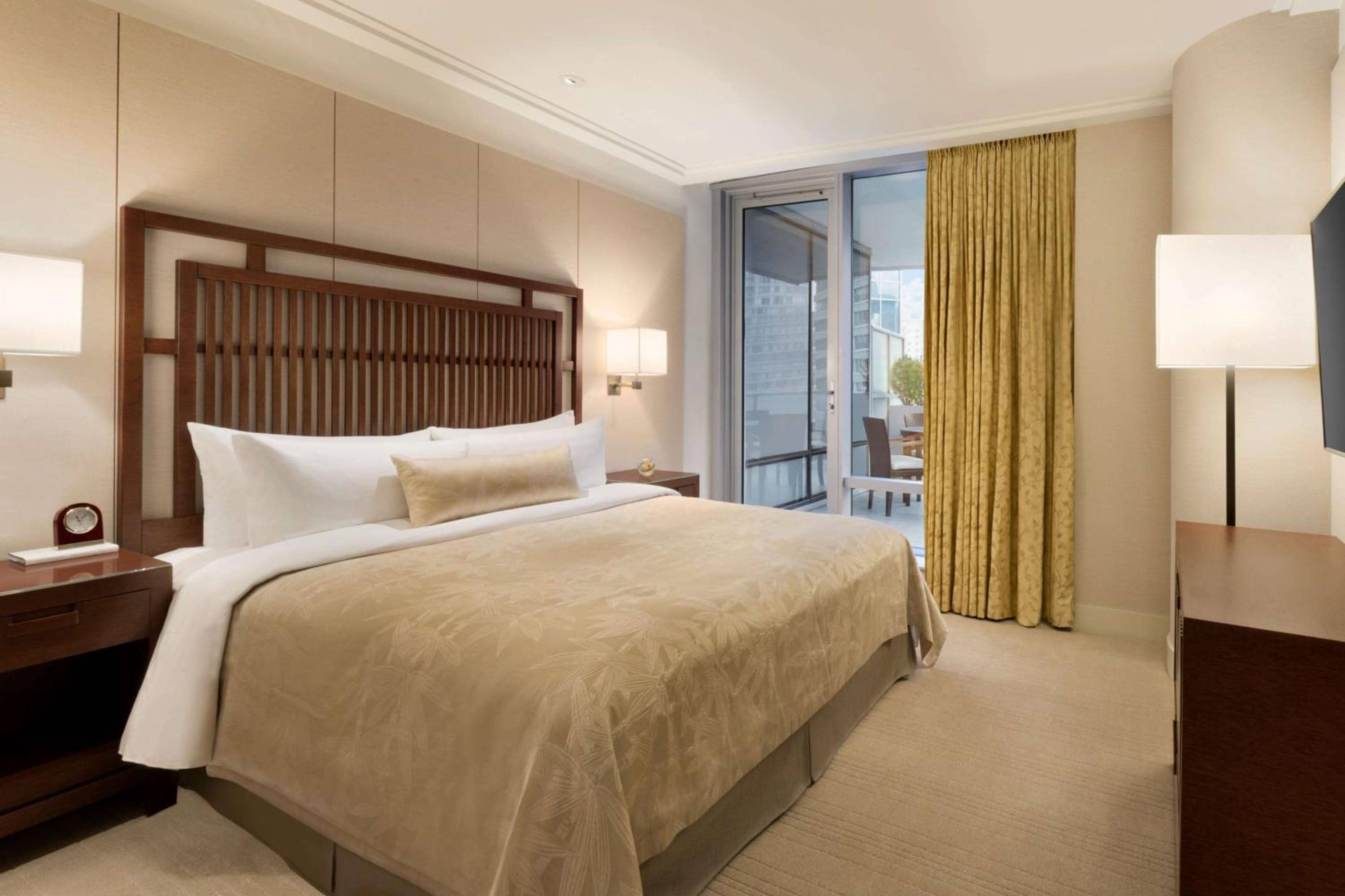 Hyatt Vancouver Downtown Alberni — 2