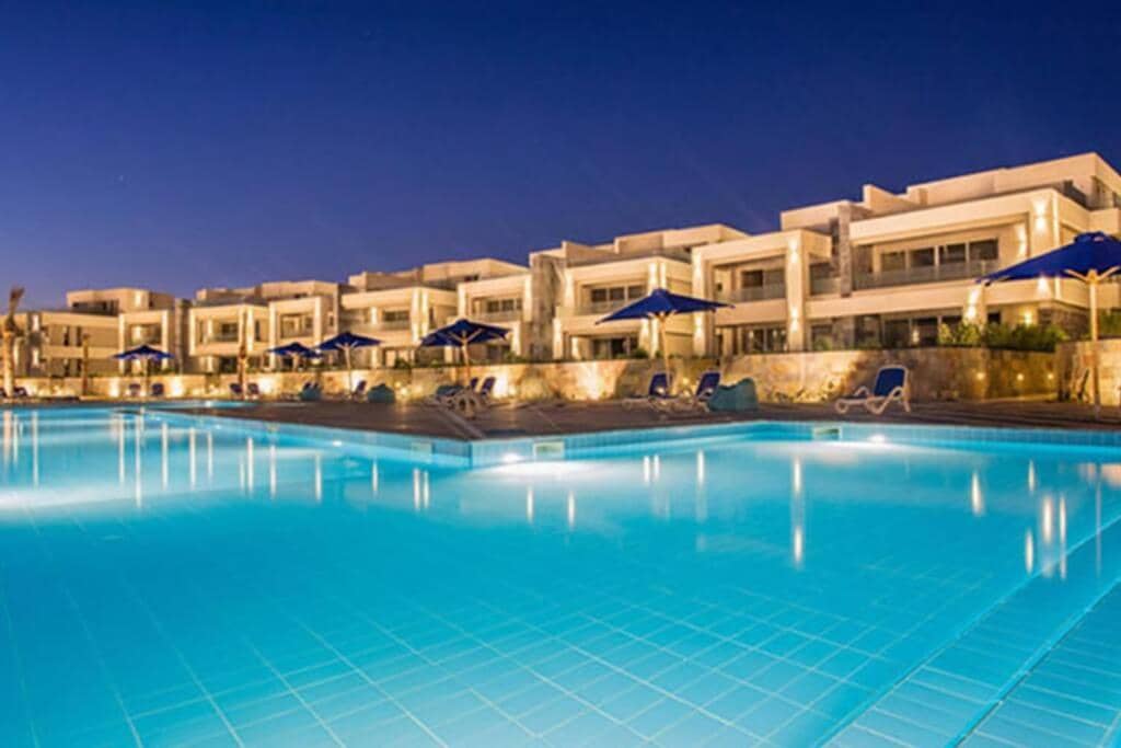 La Vista Topaz Sokhna - Garden Chalet with Jacuzzi & private entrance, on the Pool & near the beach — 2
