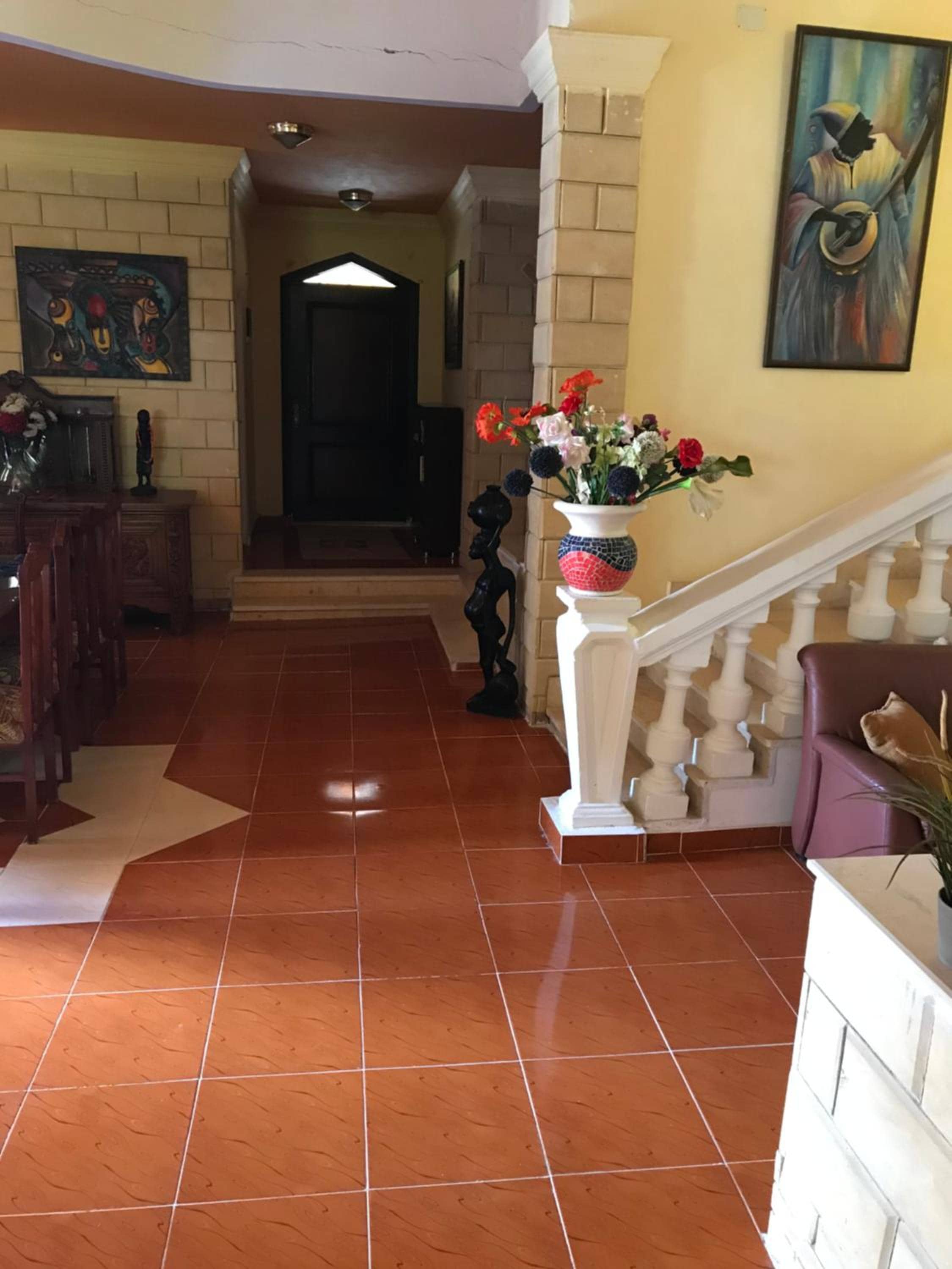 Yellow Family Villa - Private Pool - AC- 5 Min Walk to Beach - — 4