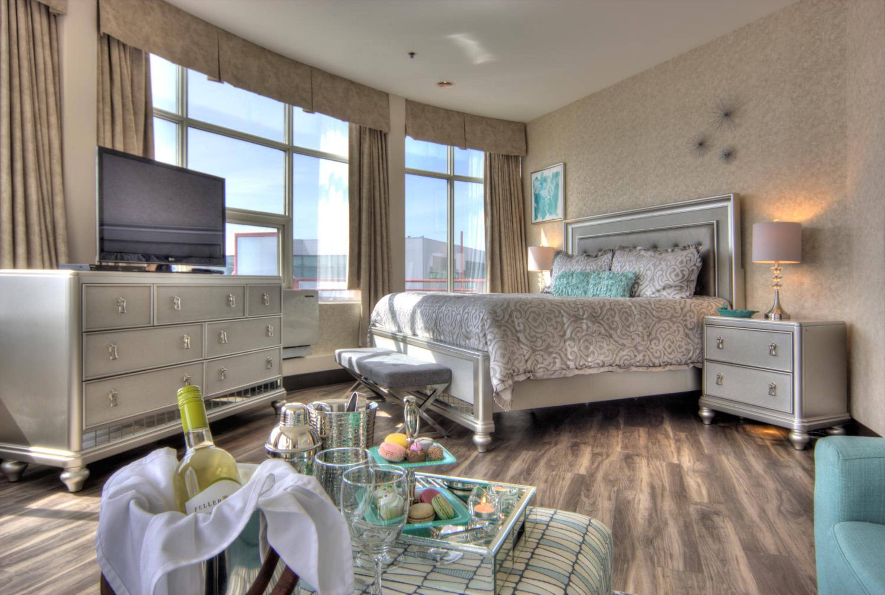 Coast Lonsdale Quay Hotel — 5