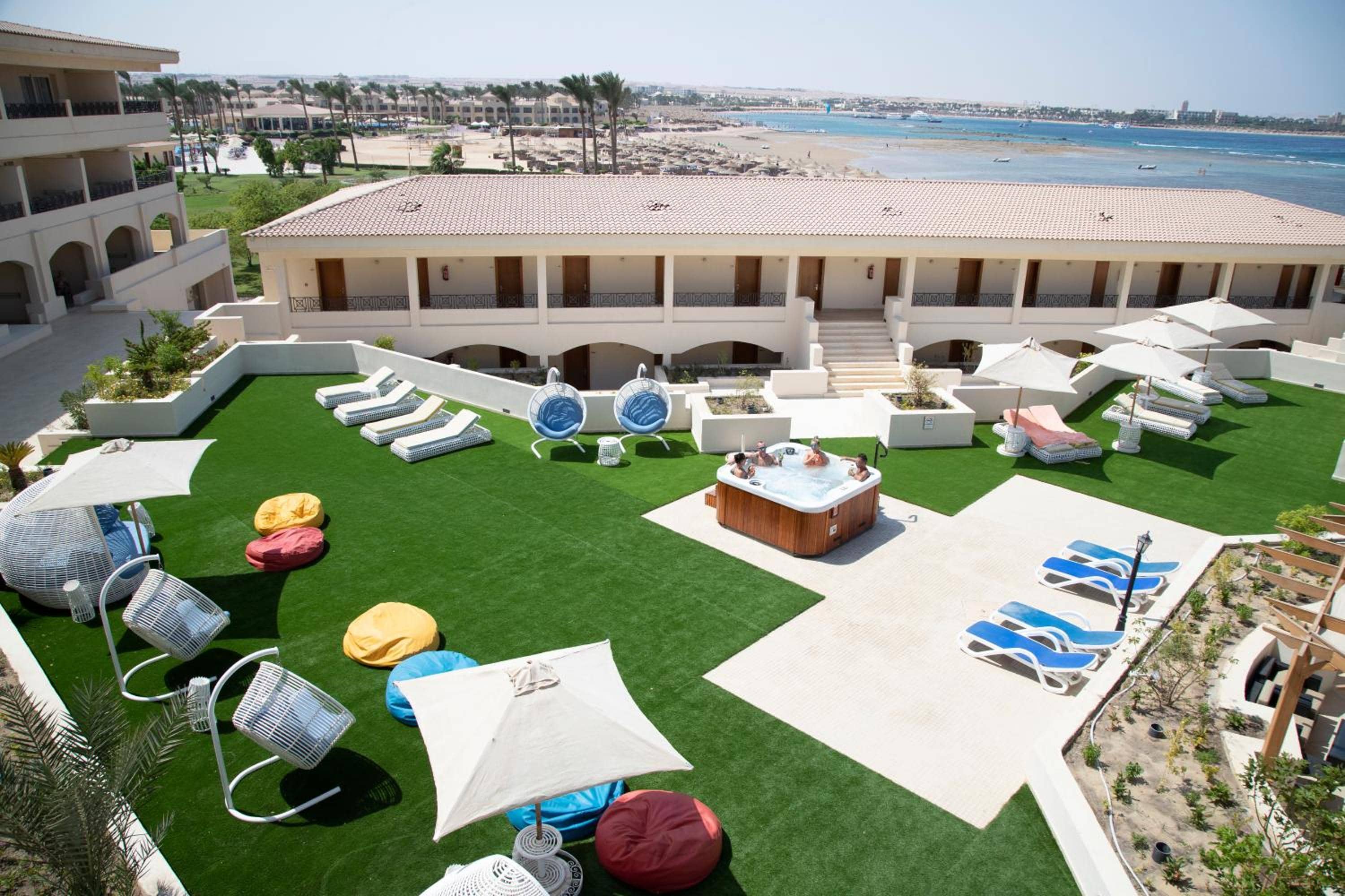 Cleopatra Luxury Beach Resort Makadi Bay - Adults only — 4