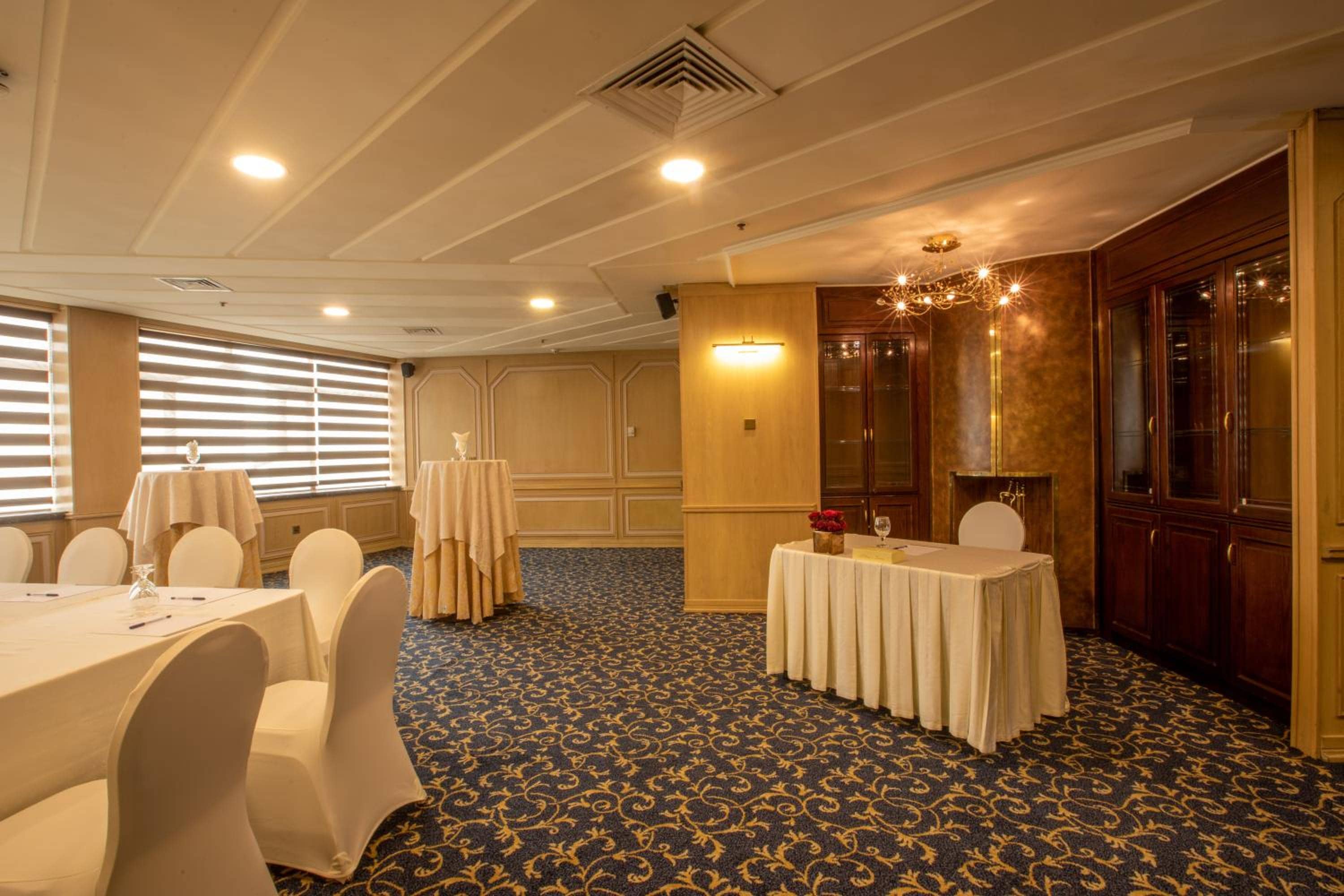Bristol Hotel — 4