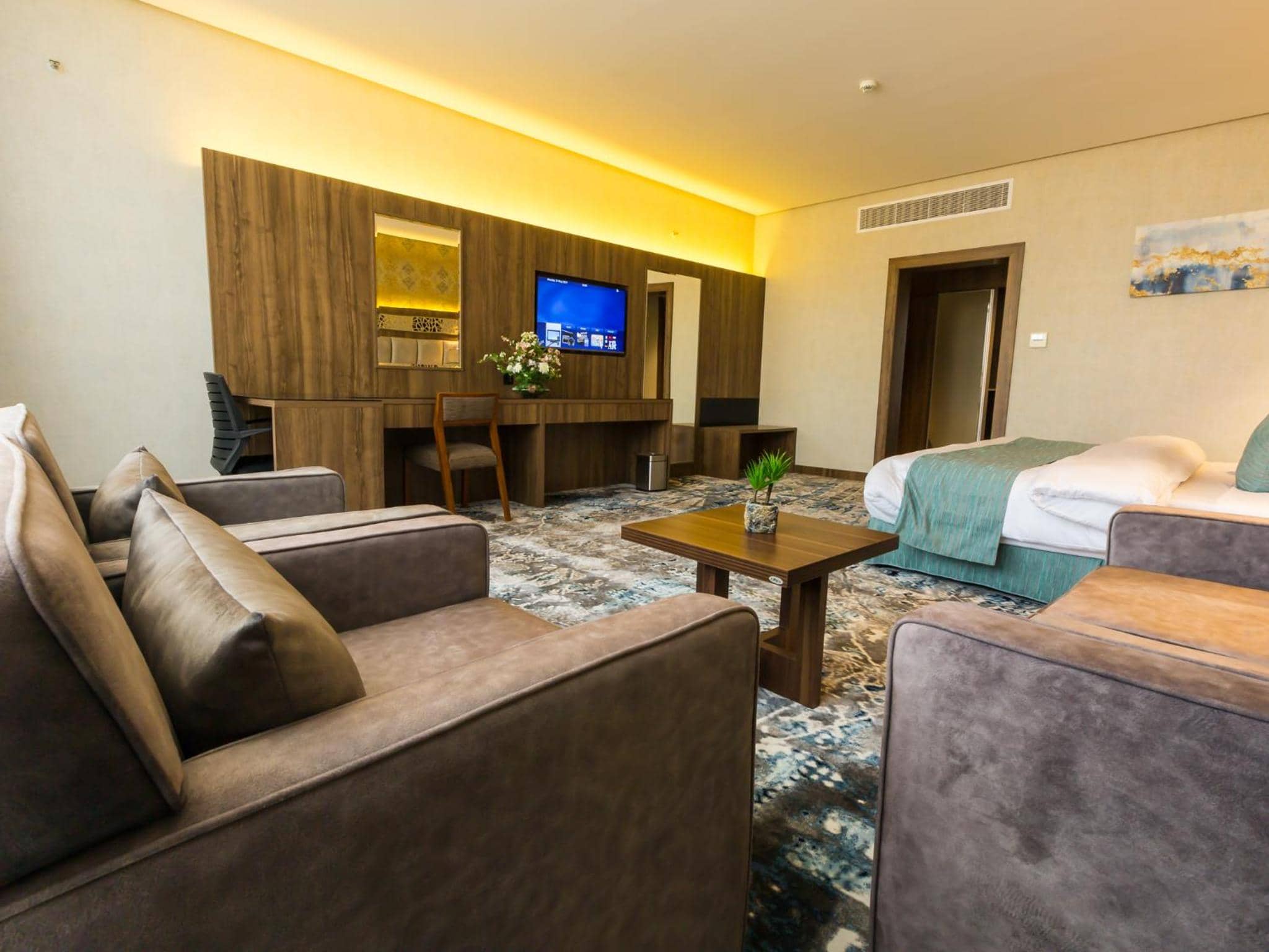 Wow Diamond Hotel — 2