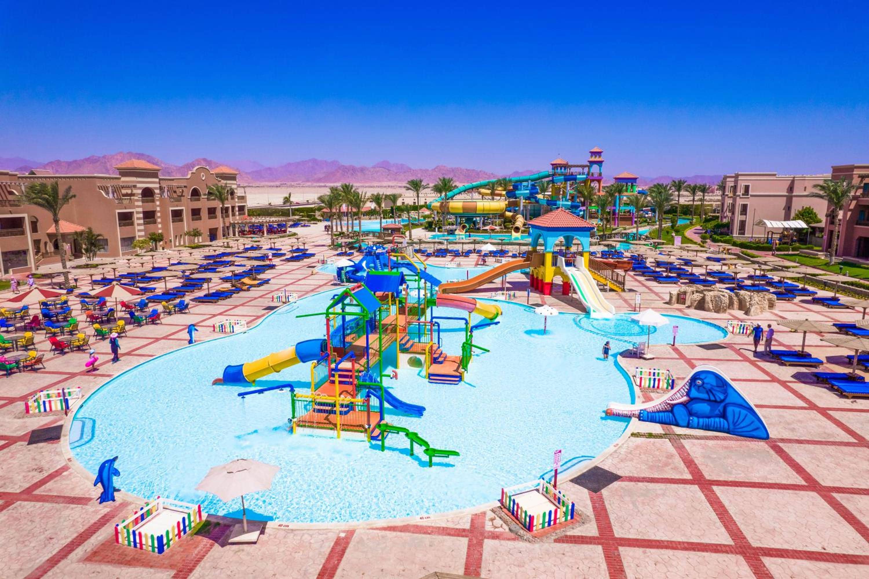 Charmillion Club Aquapark — 3
