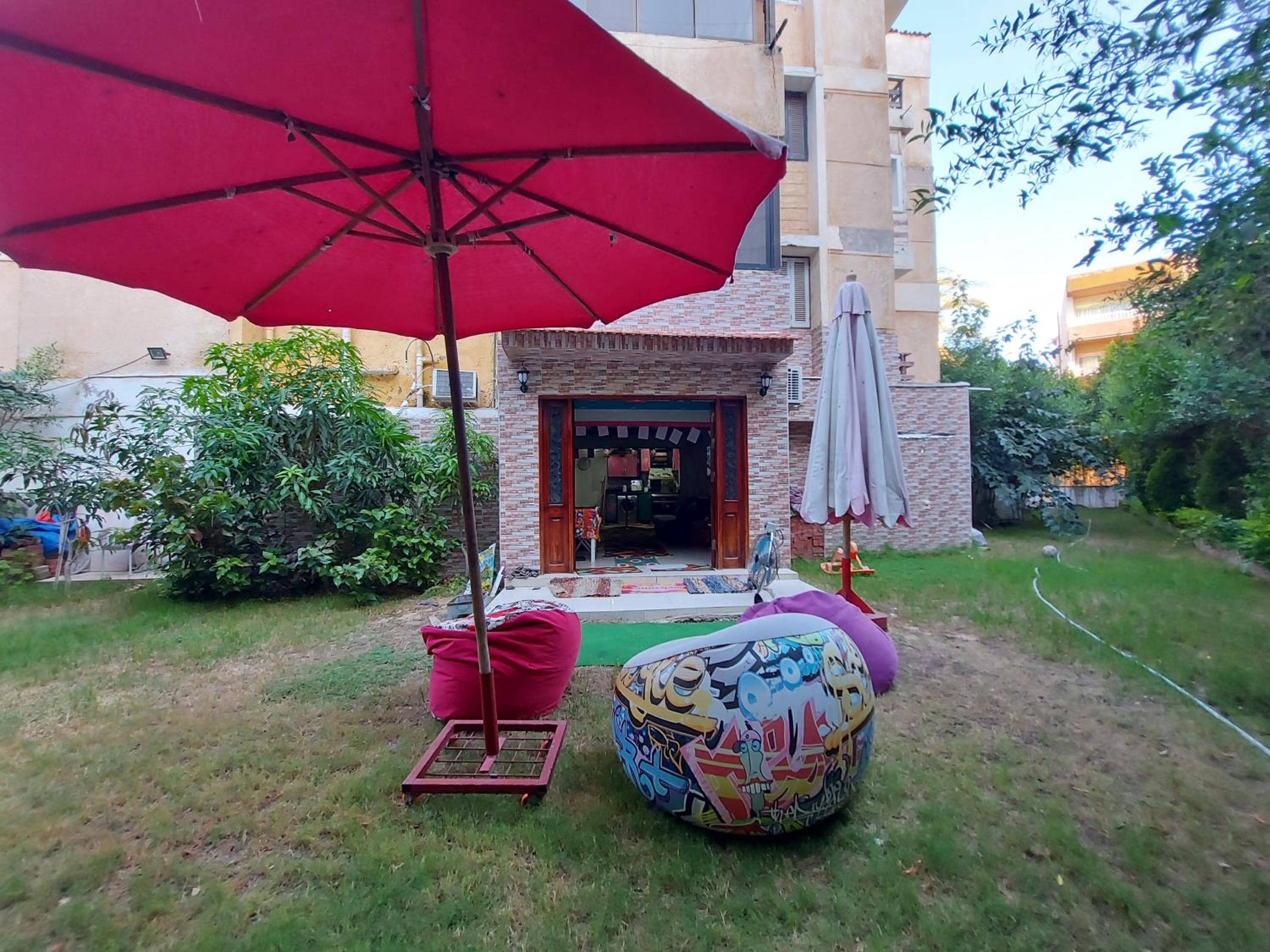 شقه سوبر لوكس دور ارضى بجنينه بالمعموره الشاطى lovely apartment at Mamora beach مع كارنيهات شاطى خاص — 5