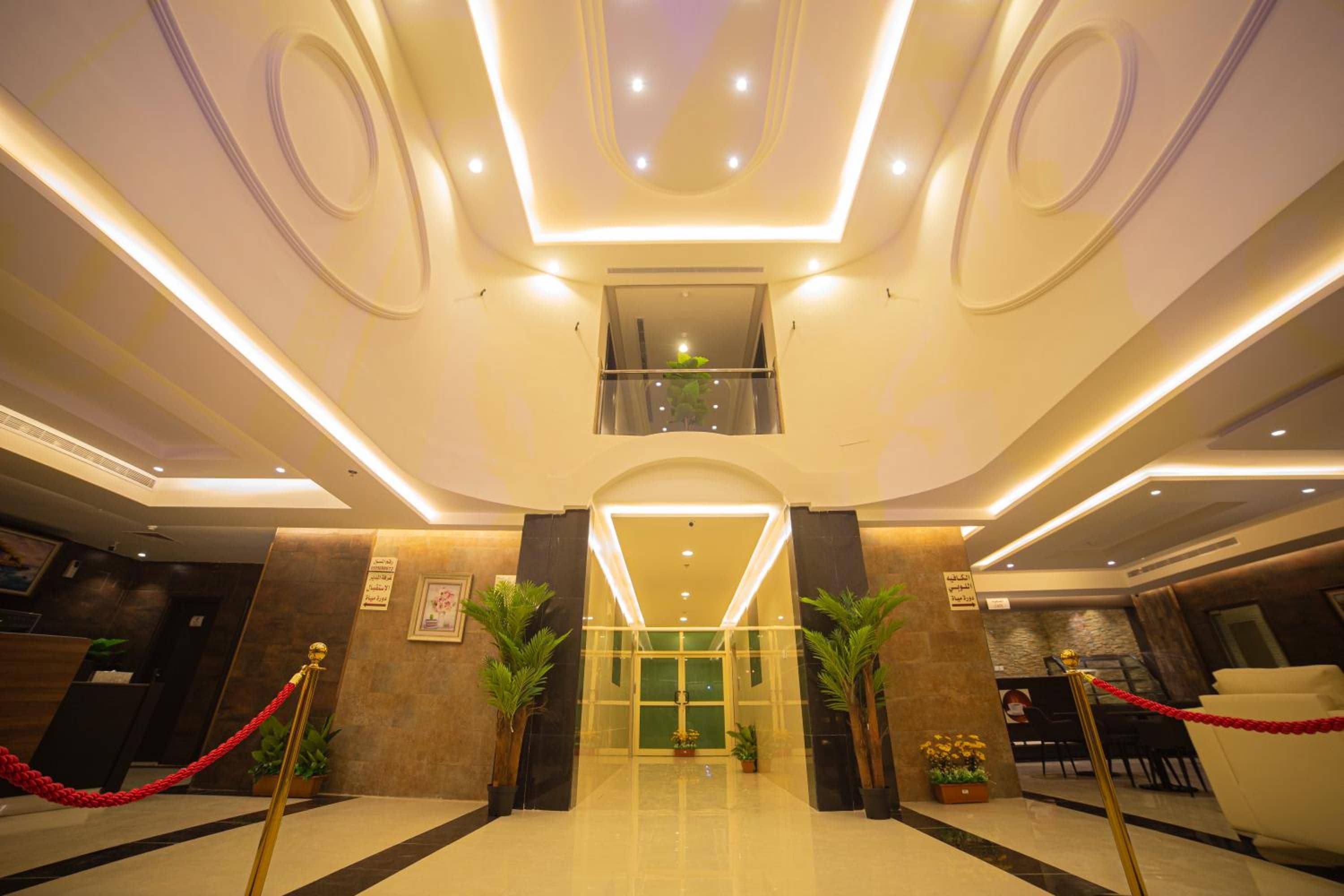 Mabet Al Tahlia Serviced Apartments — 3
