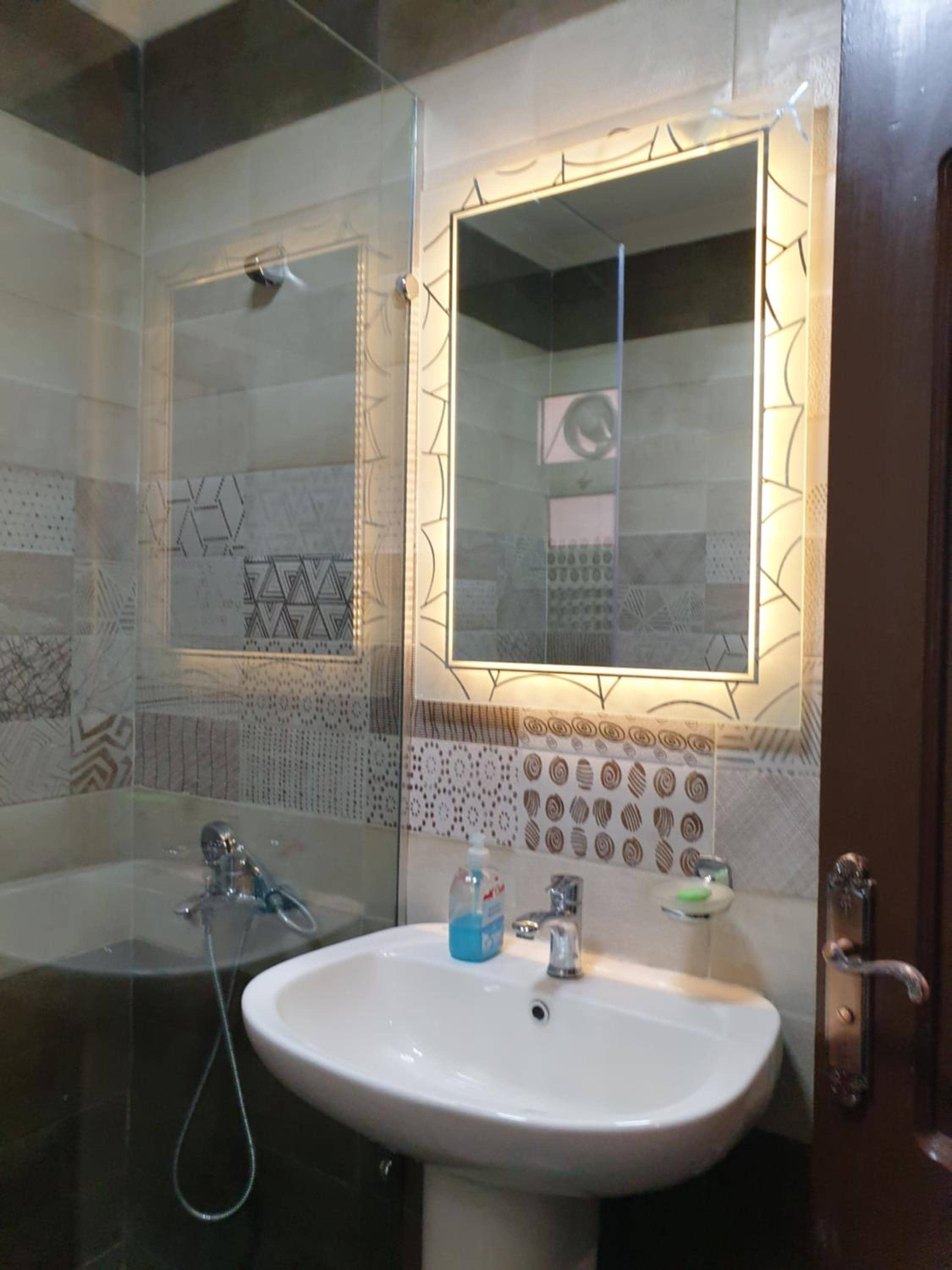 Sea point apartment — 3