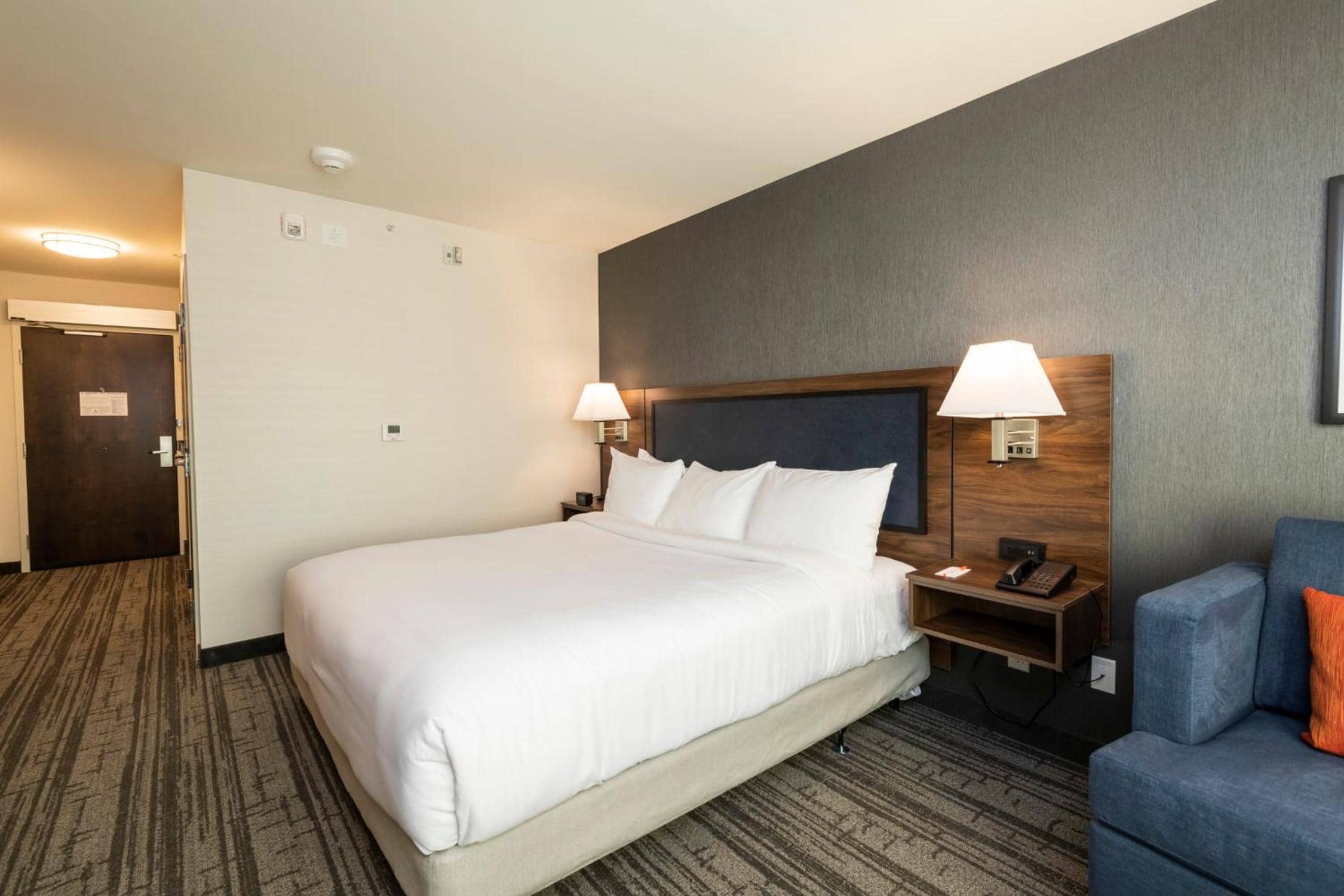 Comfort Inn & Suites — 3