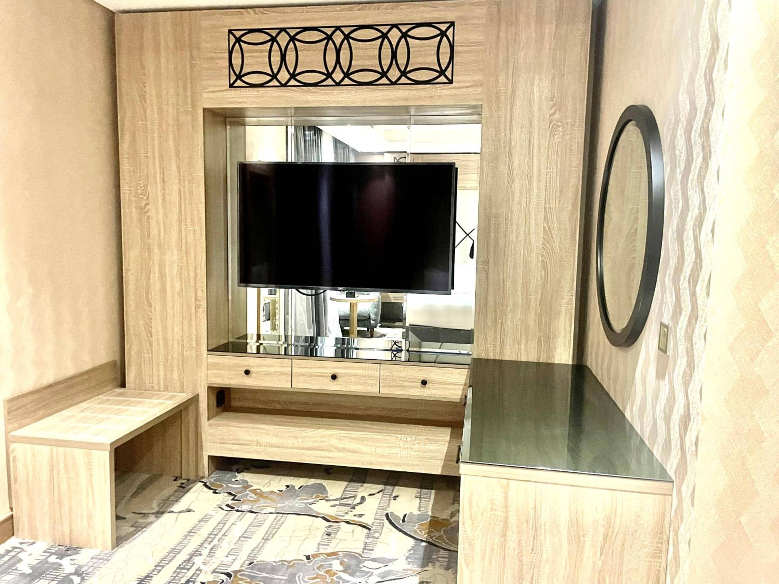 Mirnian Hotel — 2