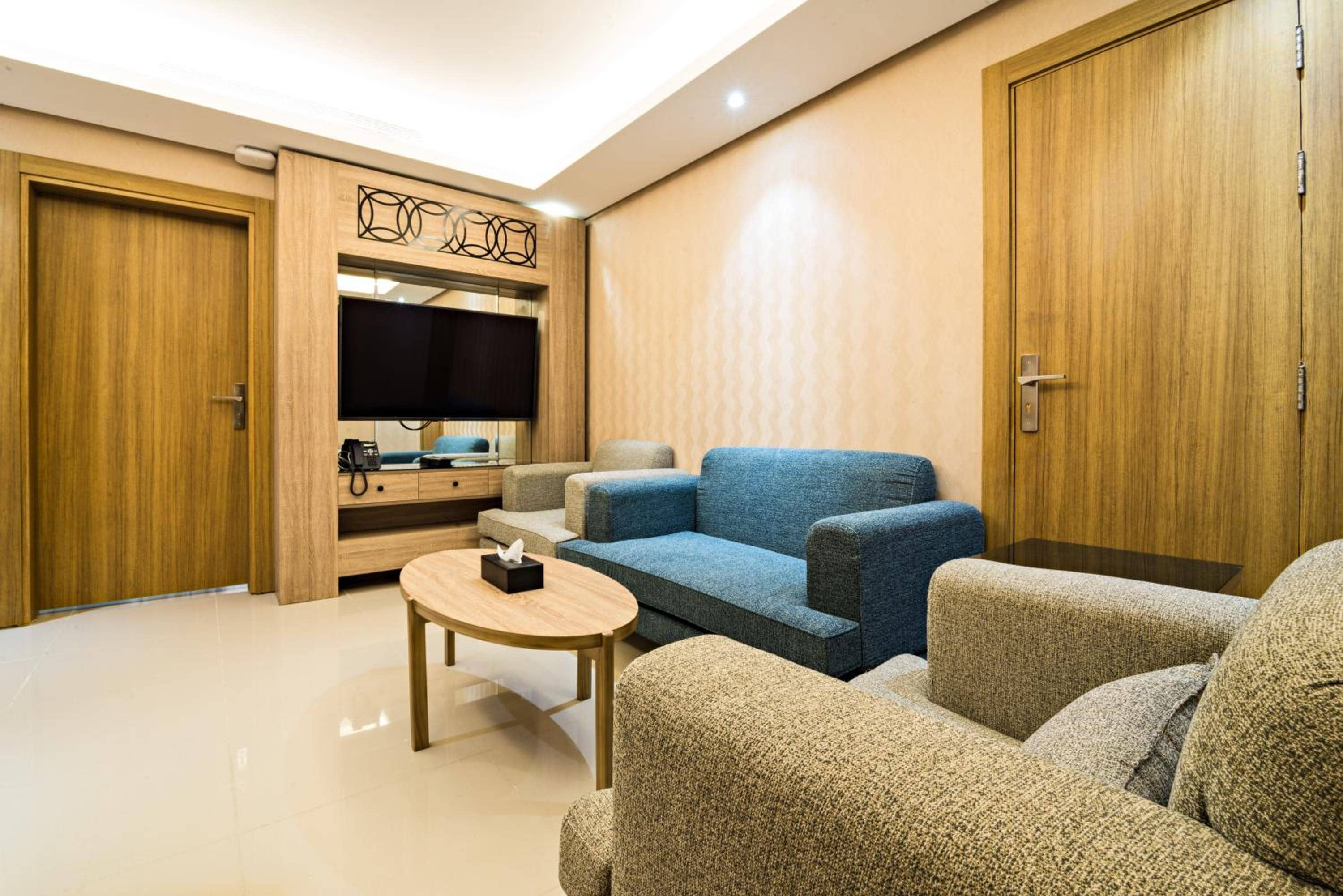 Mirnian Hotel — 4