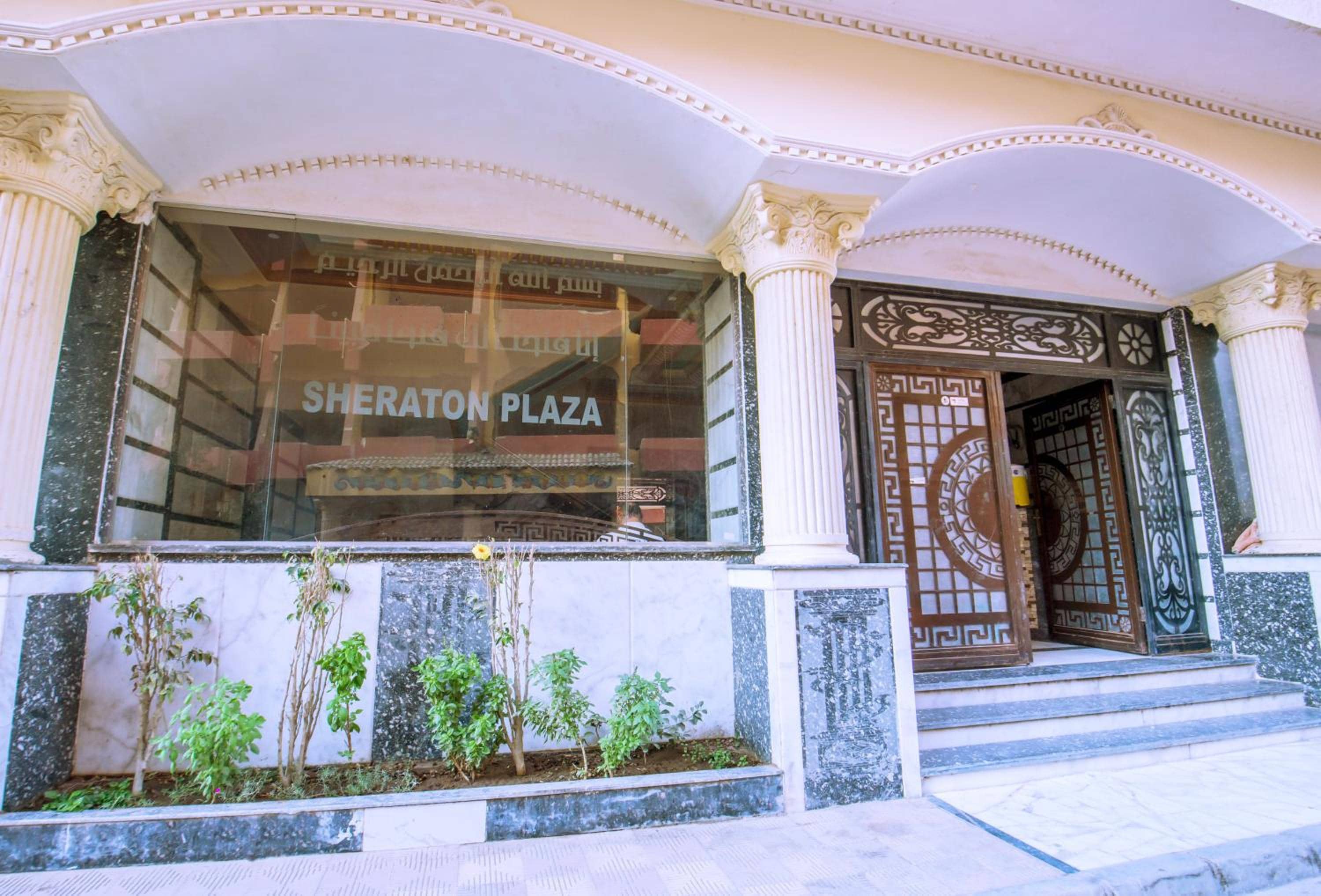 Rare New Marina Hotspot With Pool & Fast Free WIFI - Western Standards - Sheraton Plaza 415