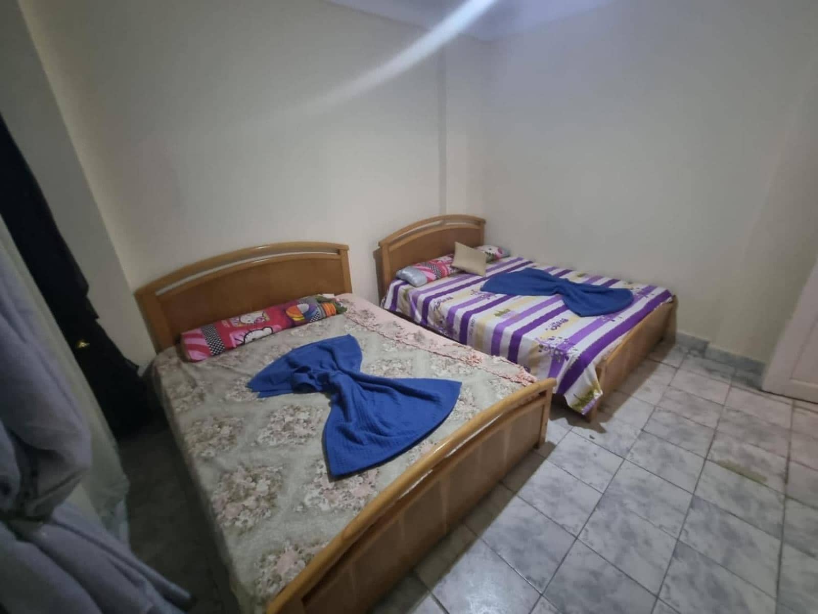 Sea view flat for FAMILY ONLY in Miami — 4