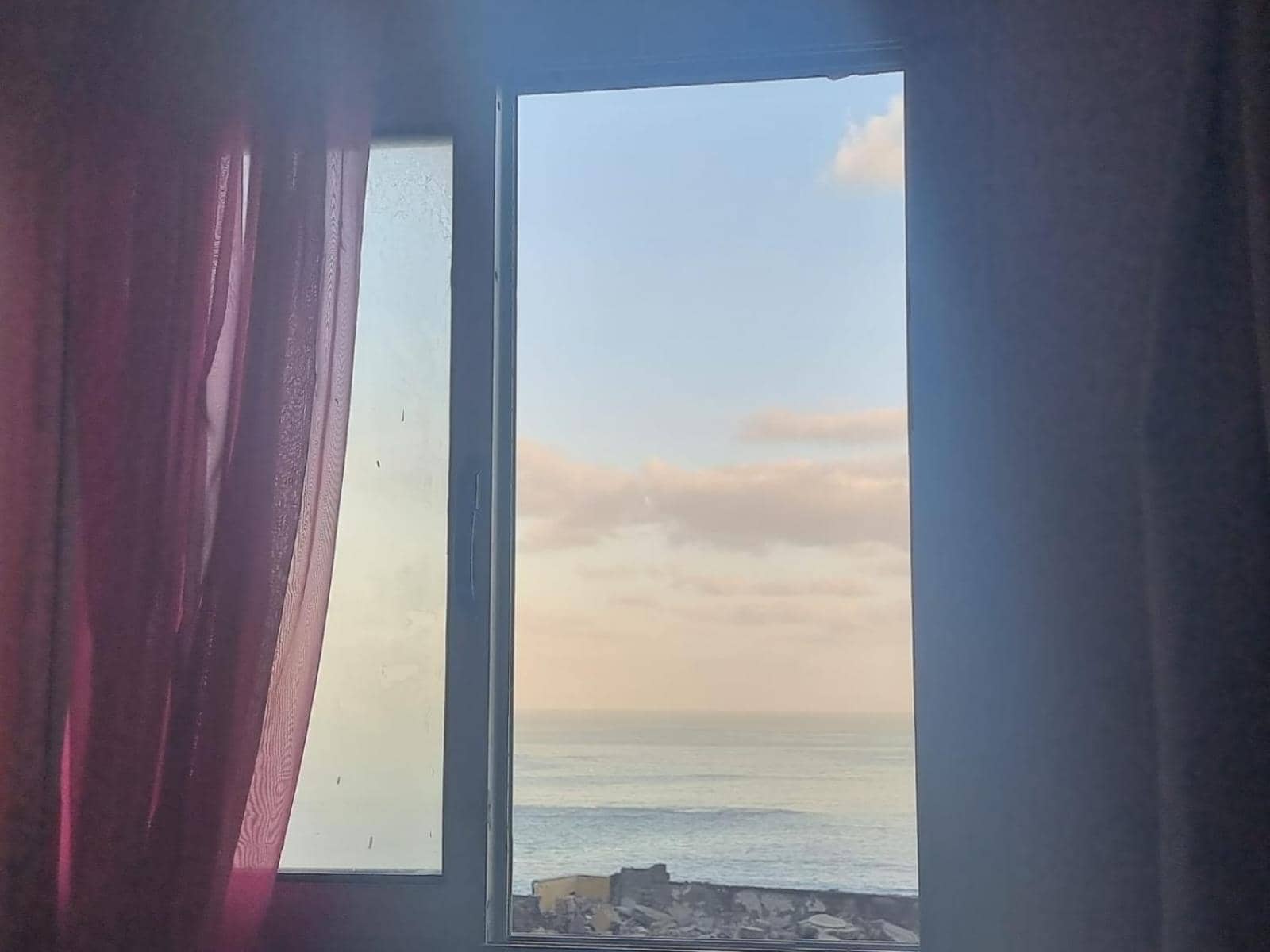 Sea view flat for FAMILY ONLY in Miami — 3