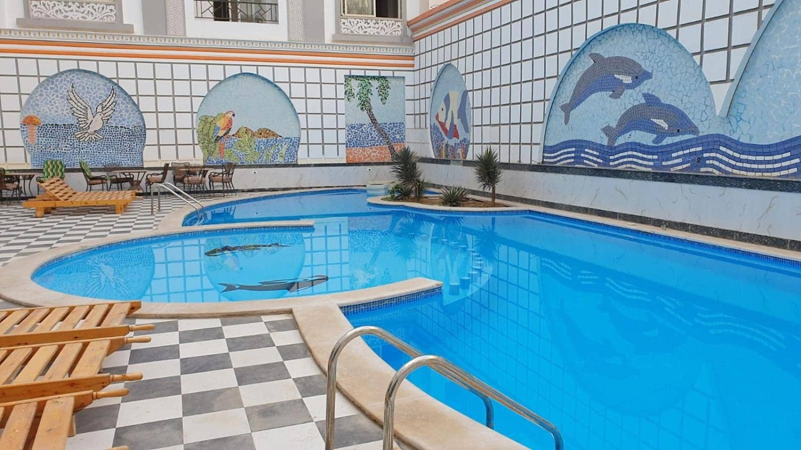 Studio pool view next to the Marina,Sheraton Plaza 320 — 4