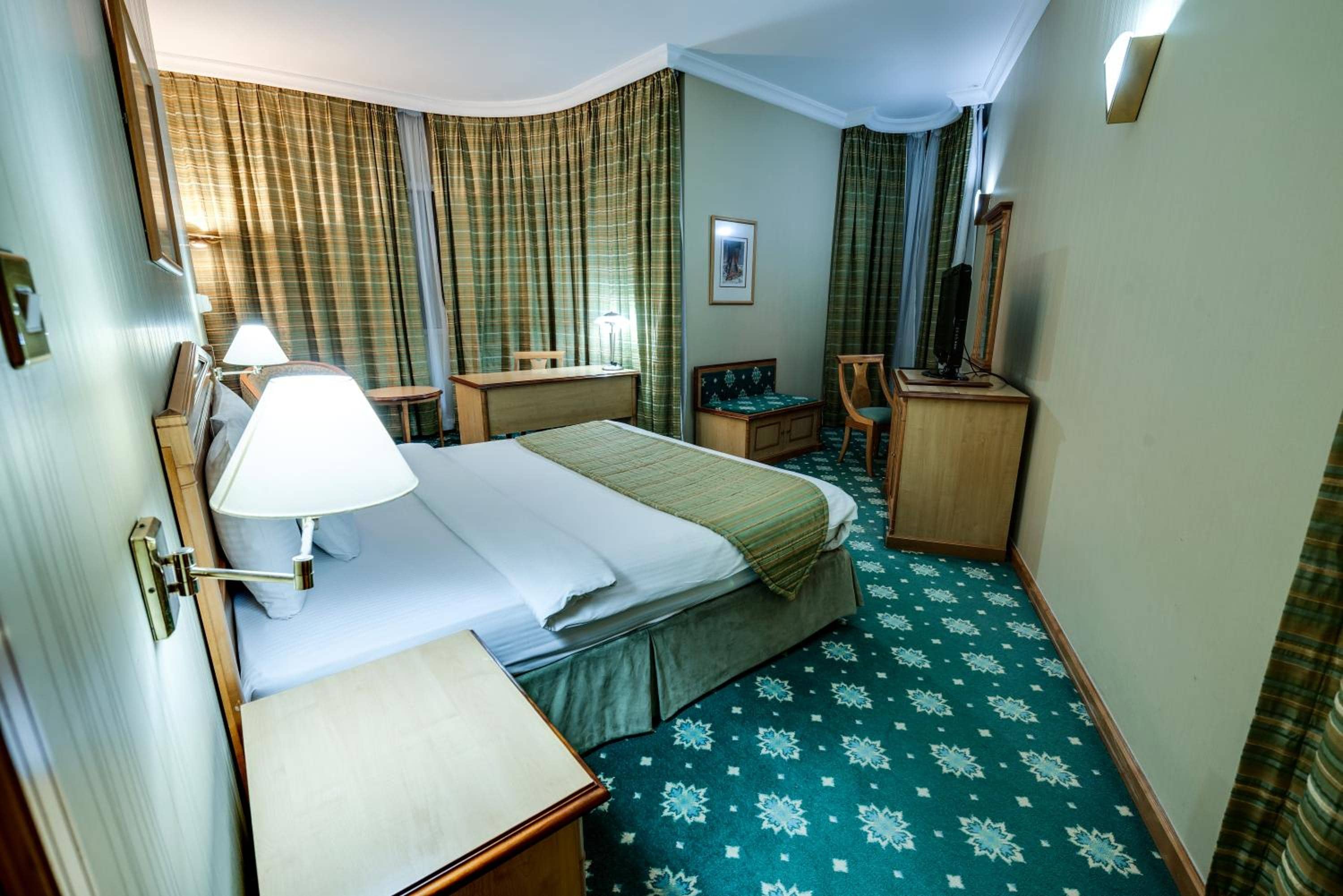 Grand Continental Hotel — 3