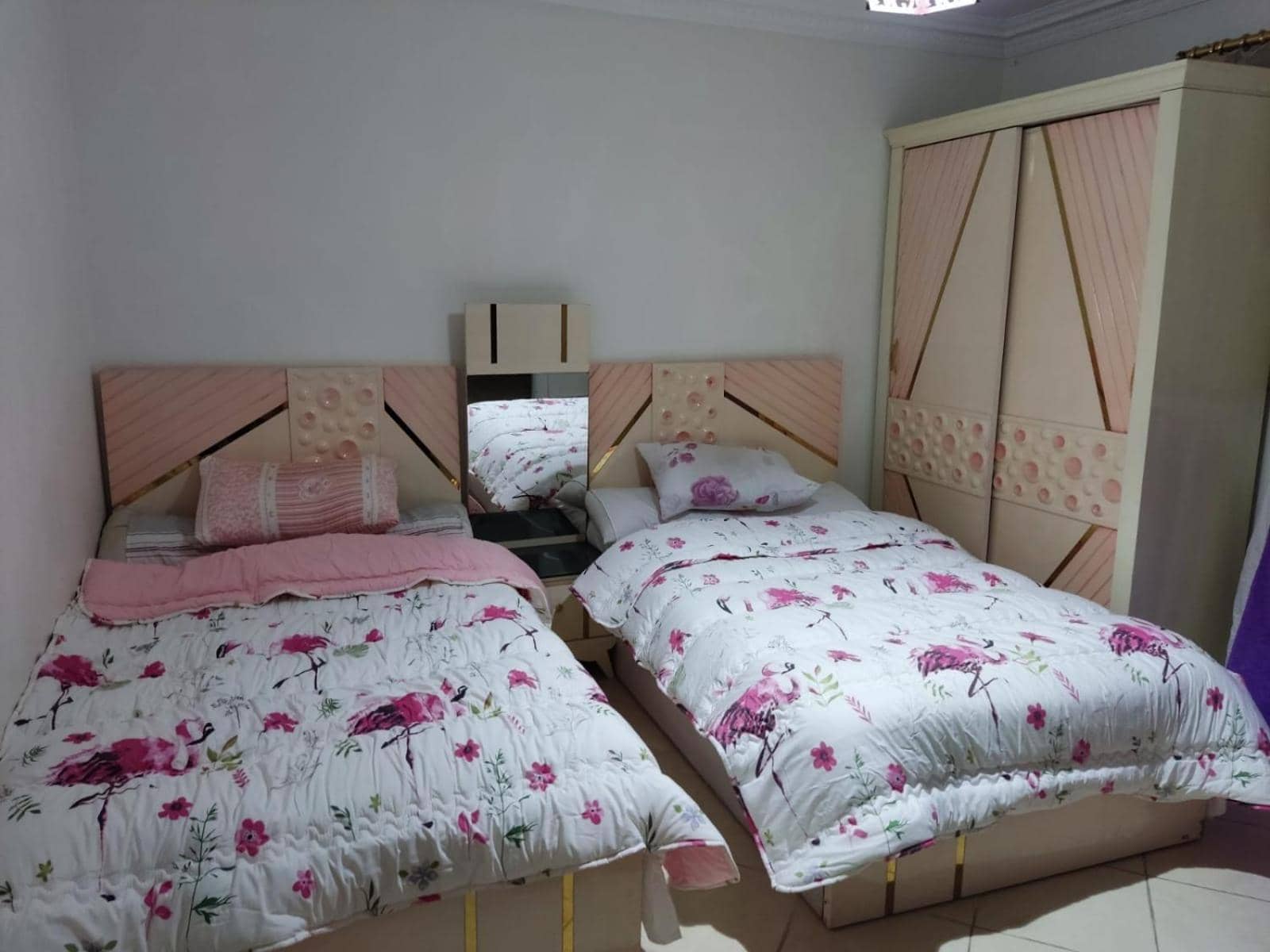 2bed rooms 95m, Garden&sea view, first floor, Family only دور اول بمدخل مستقل — 3