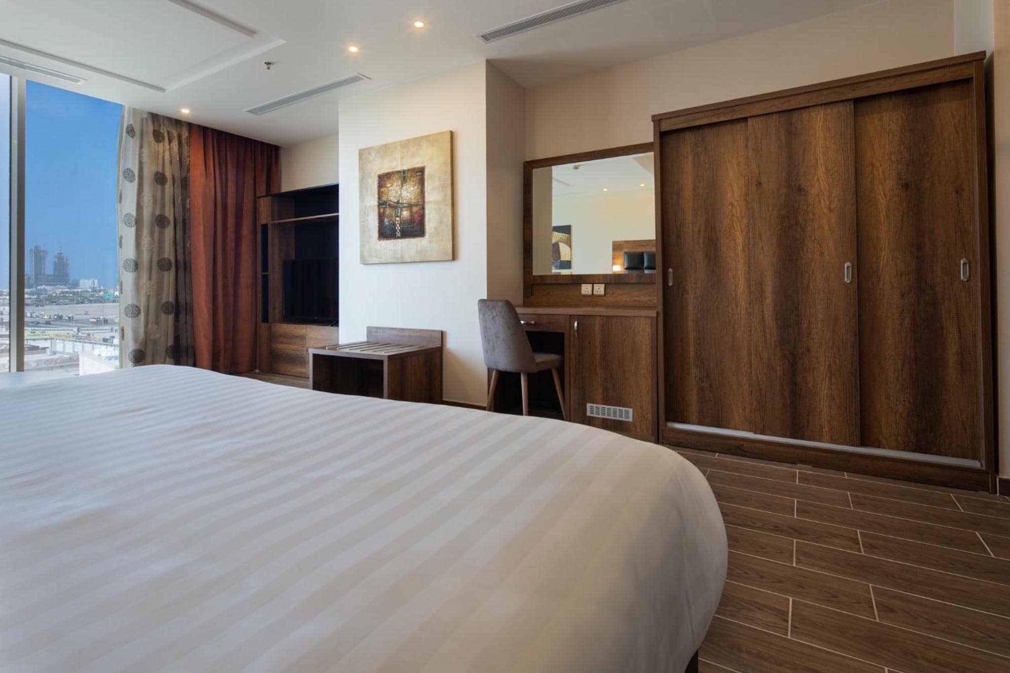 Mirada Purple Zahra - Serviced Apartments — 2