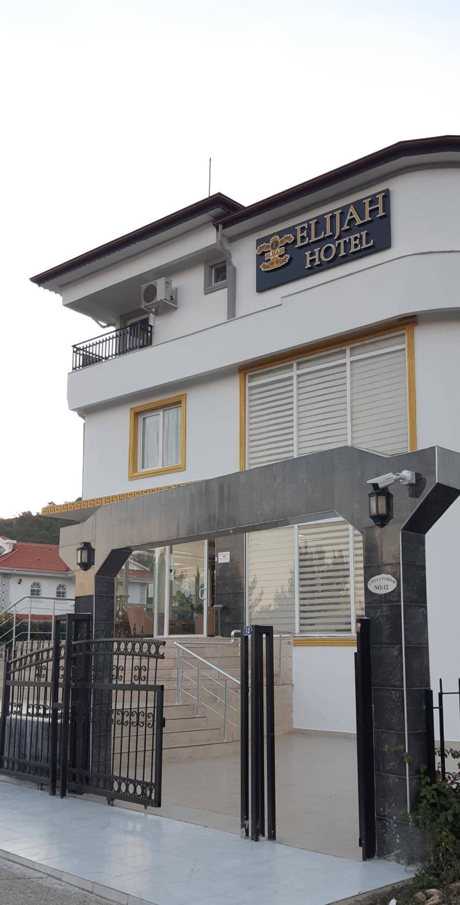 Elijah Hotel — 5