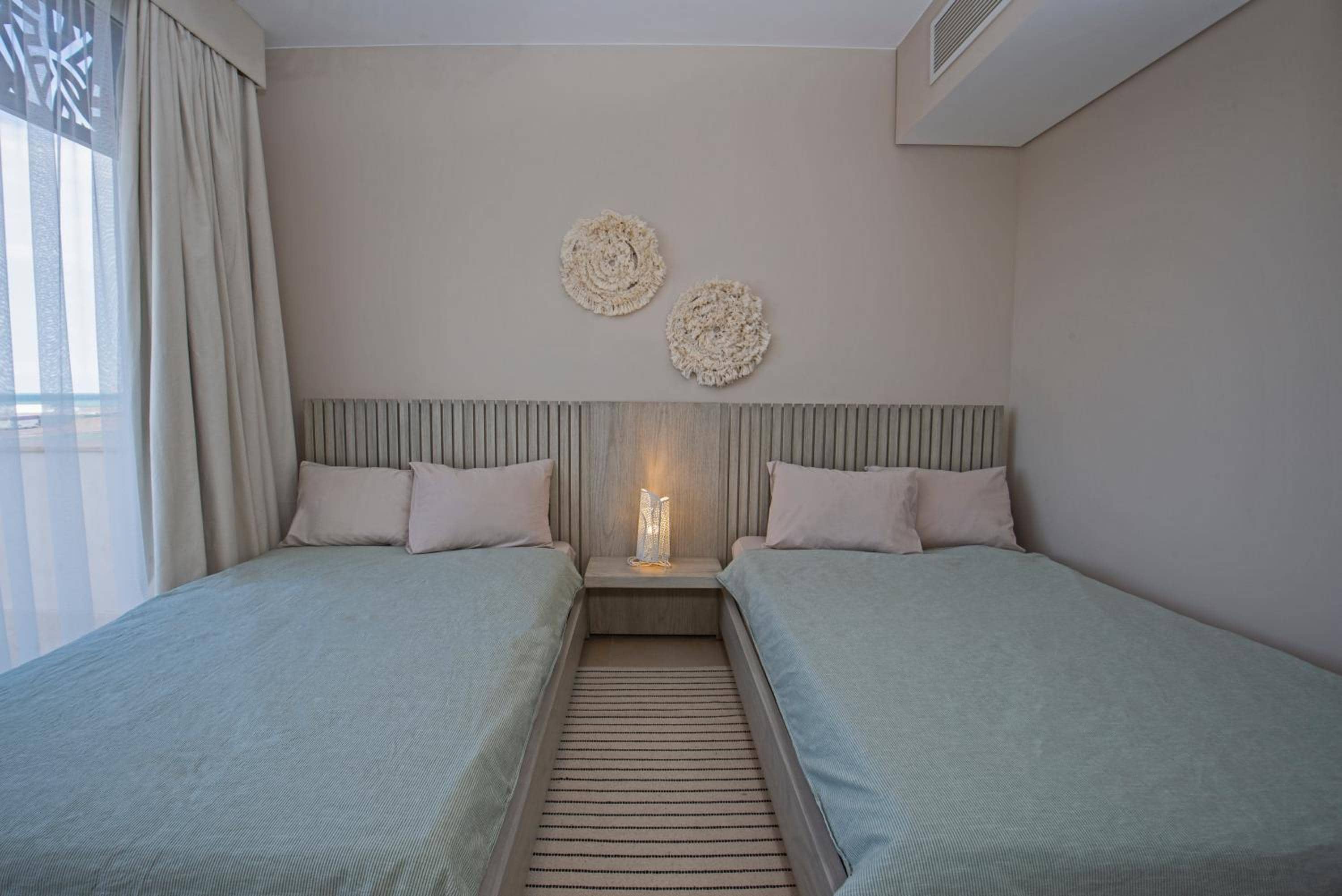 A Stunning Seaview Penthouse; 3bedrooms + nanny — 3