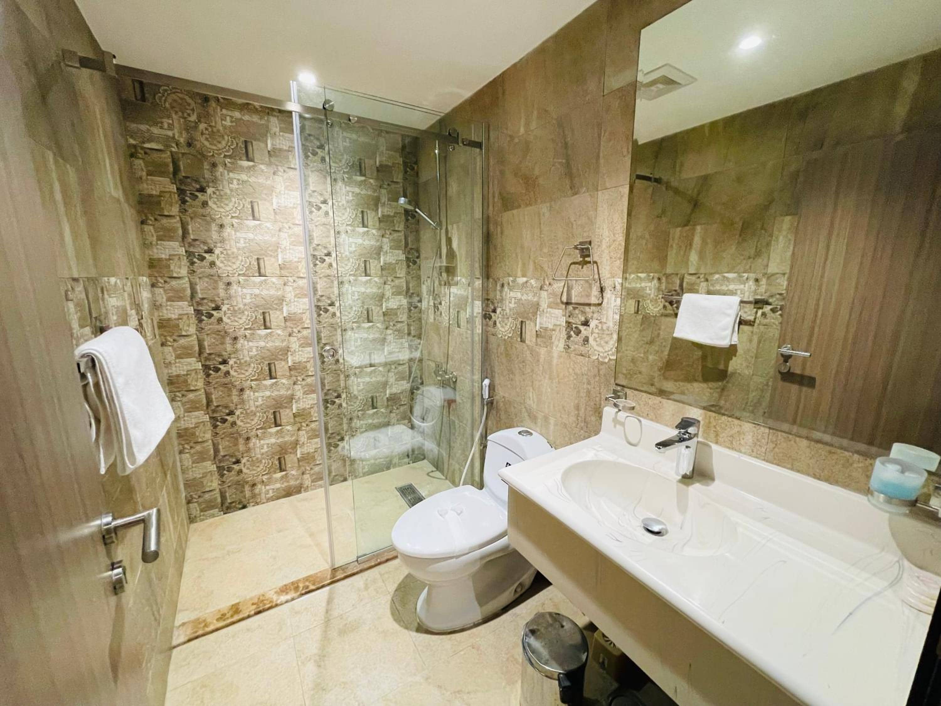 Terrace View Serviced Apartments 2 — 4