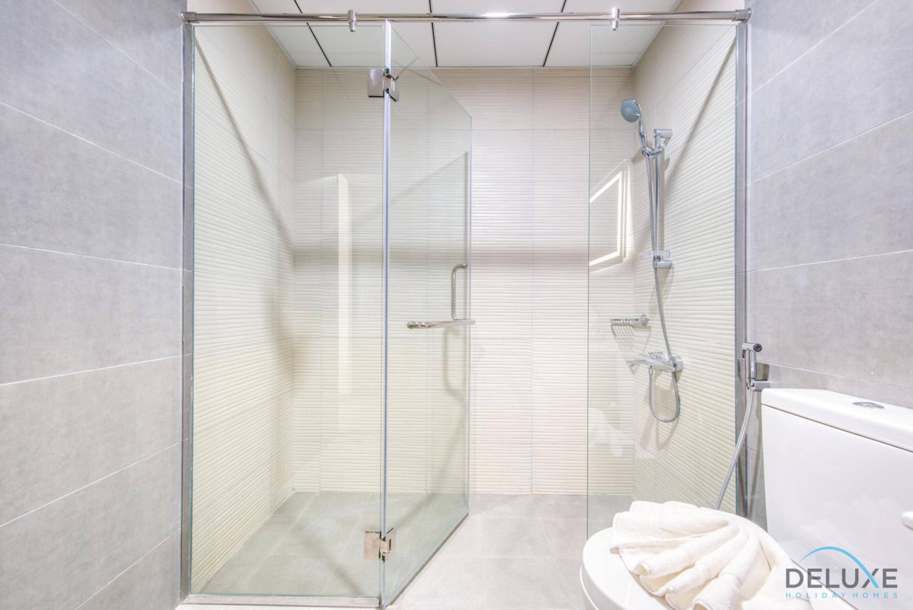Whimsical 2BR at Bella Rose Barsha South by Deluxe Holiday Homes — 5