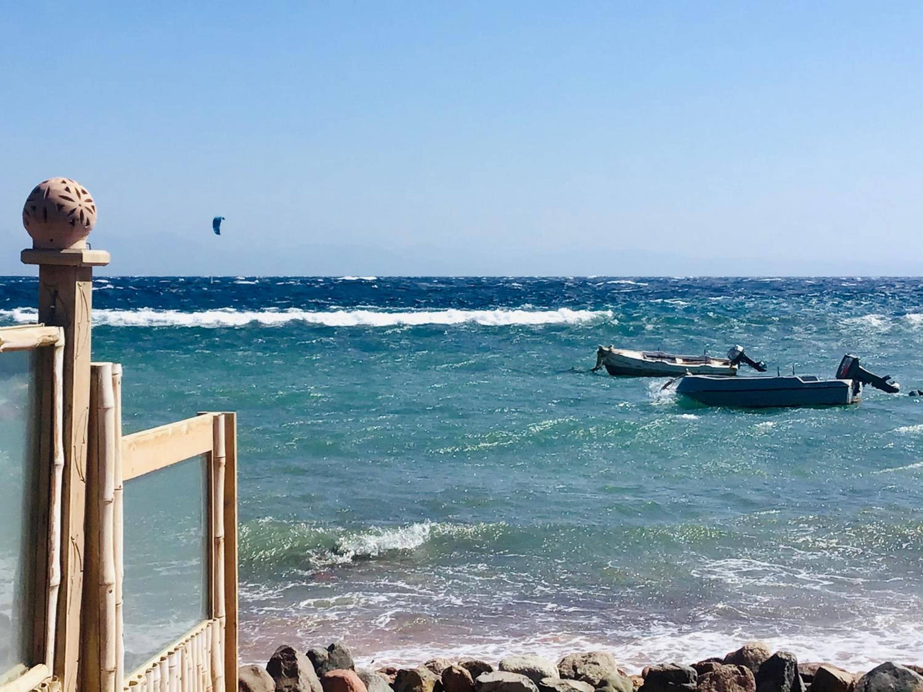 Villa Kon Tiki with private beach — 4